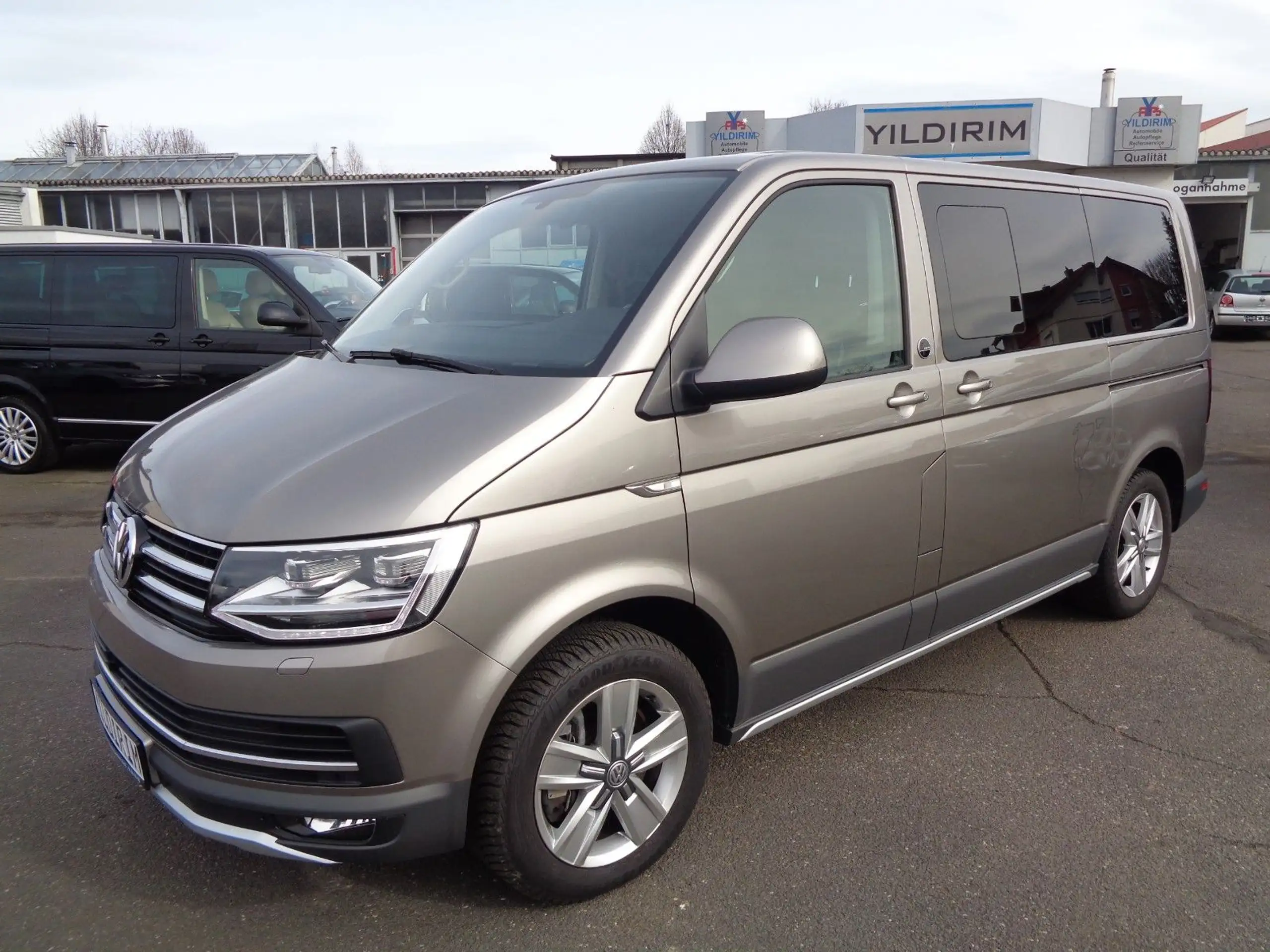 Volkswagen - T6 Transporter