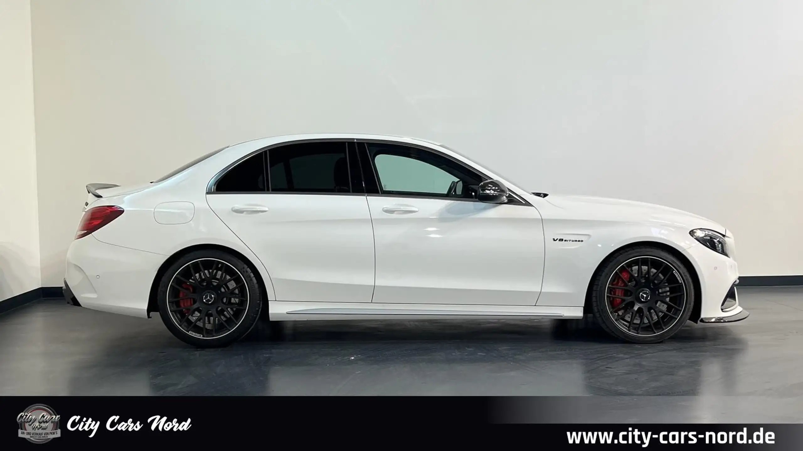 Mercedes-Benz - C 63 AMG