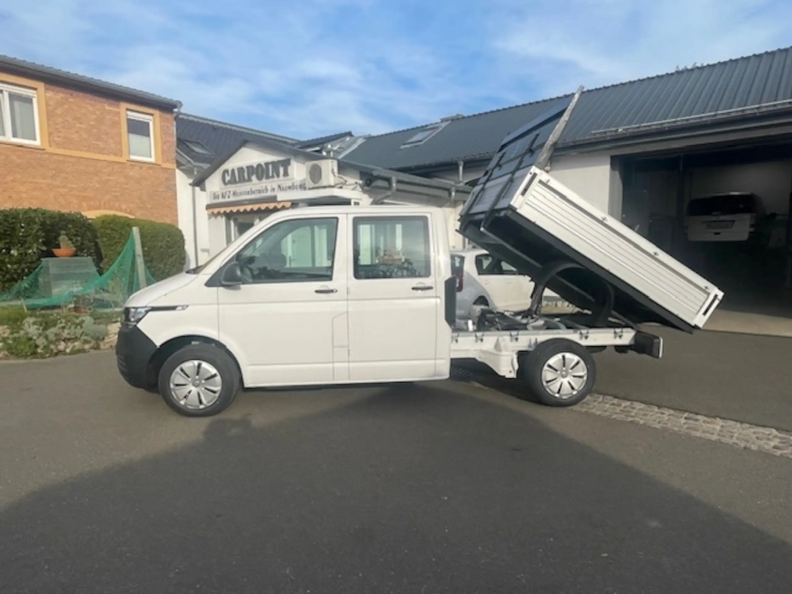 Volkswagen - T6.1 Transporter