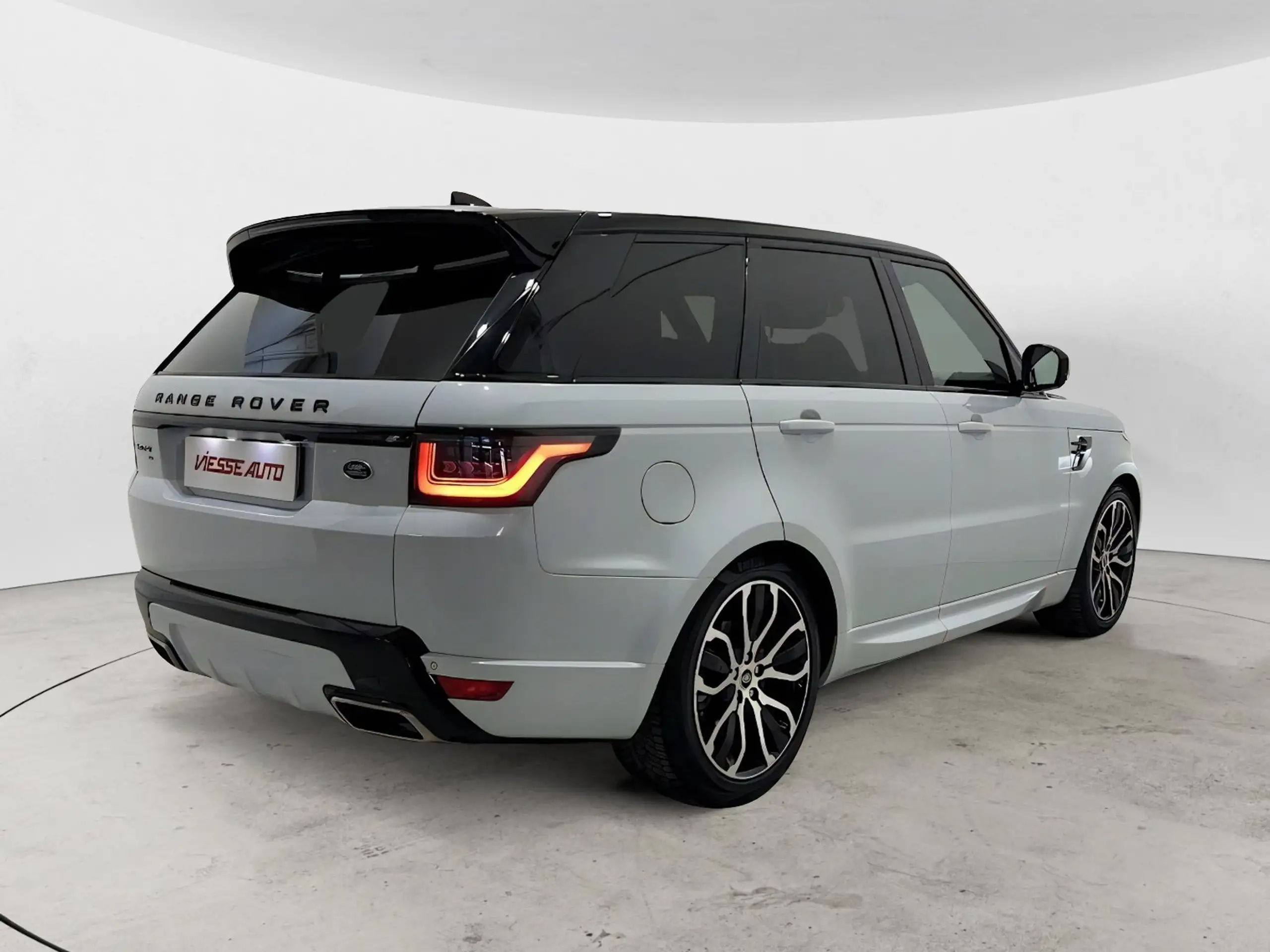 Land Rover - Range Rover Sport