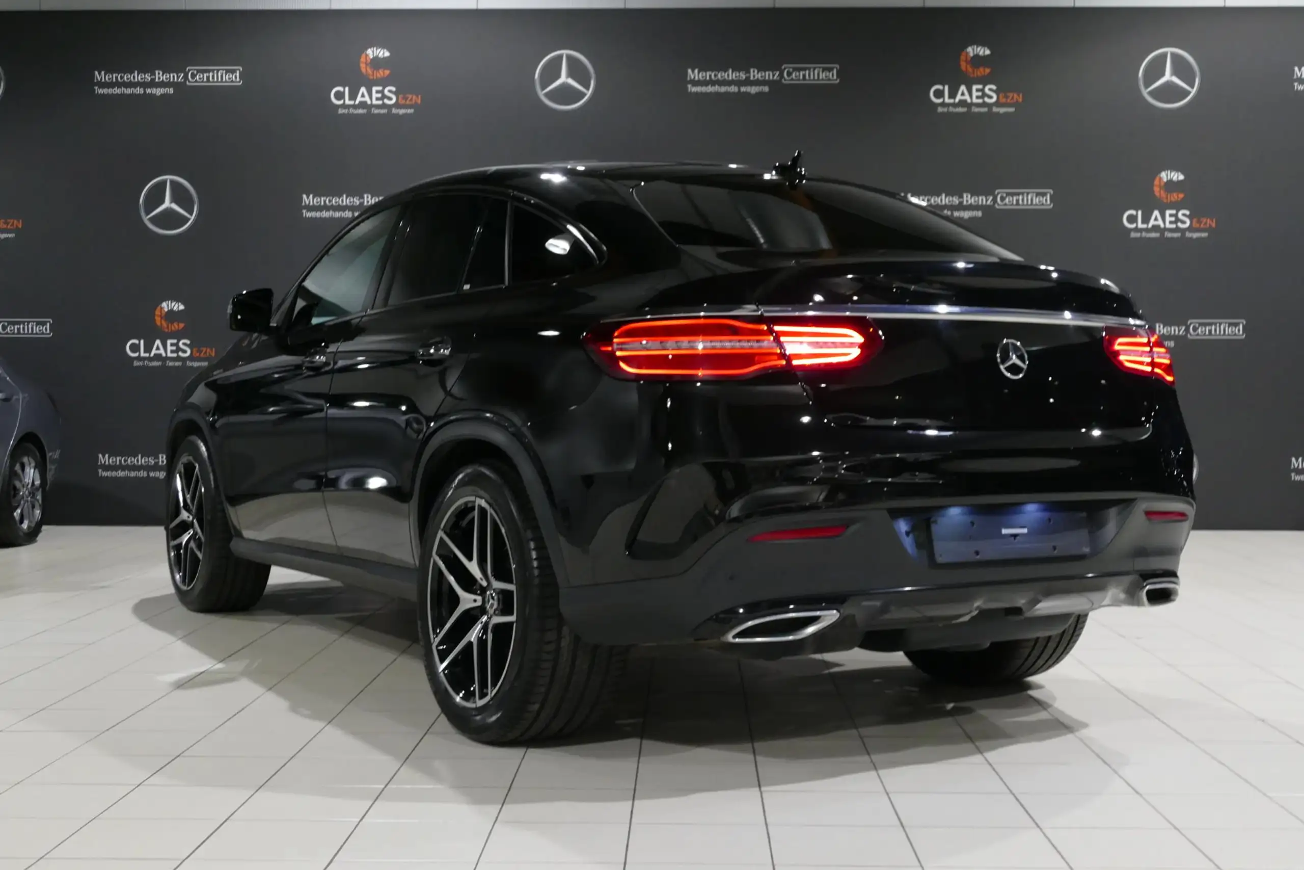 Mercedes-Benz - GLE 350