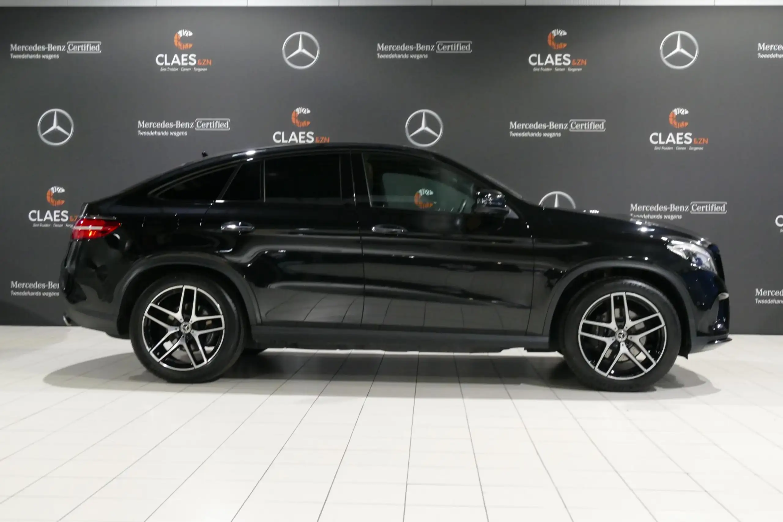 Mercedes-Benz - GLE 350