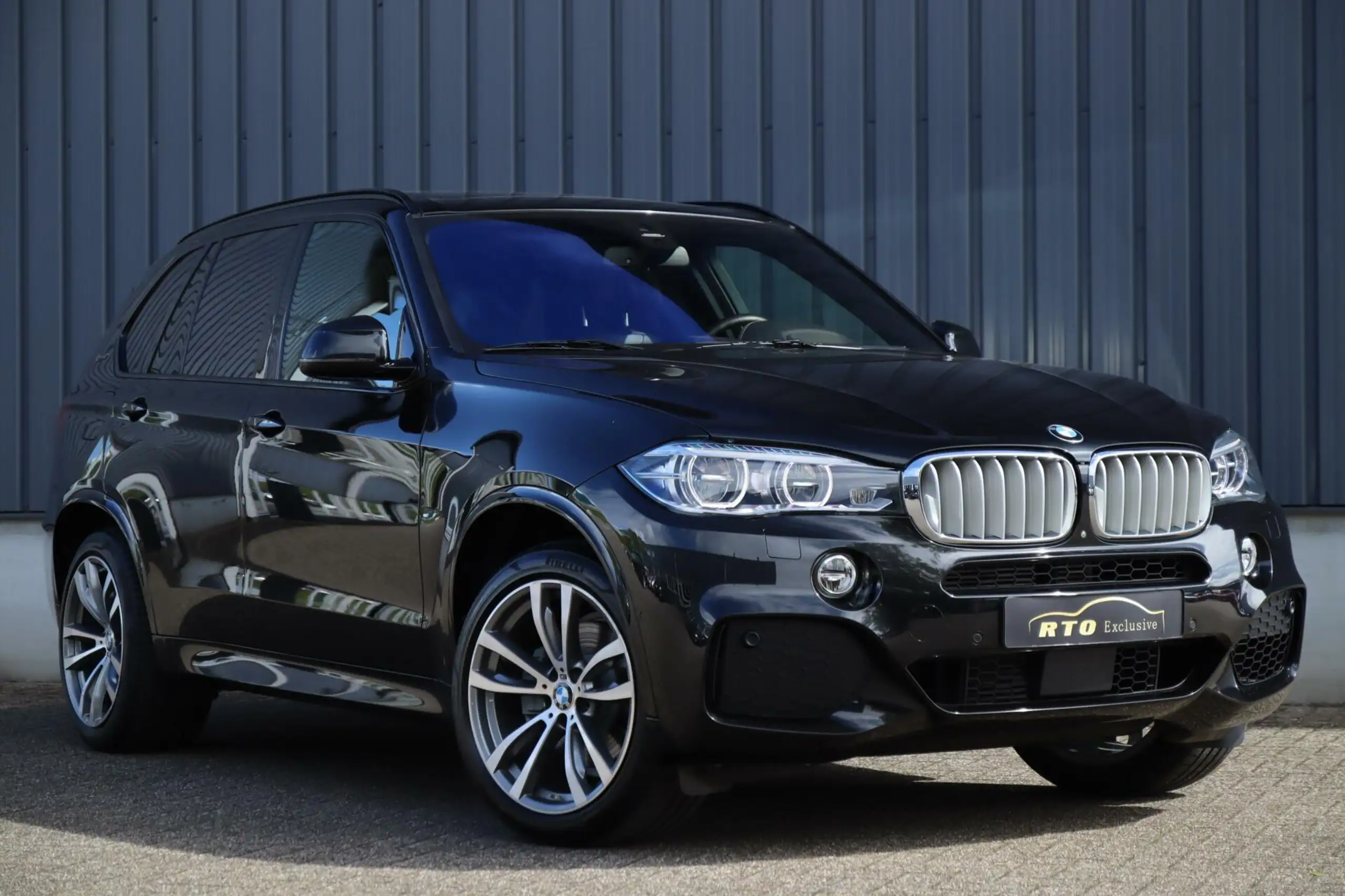 BMW - X5