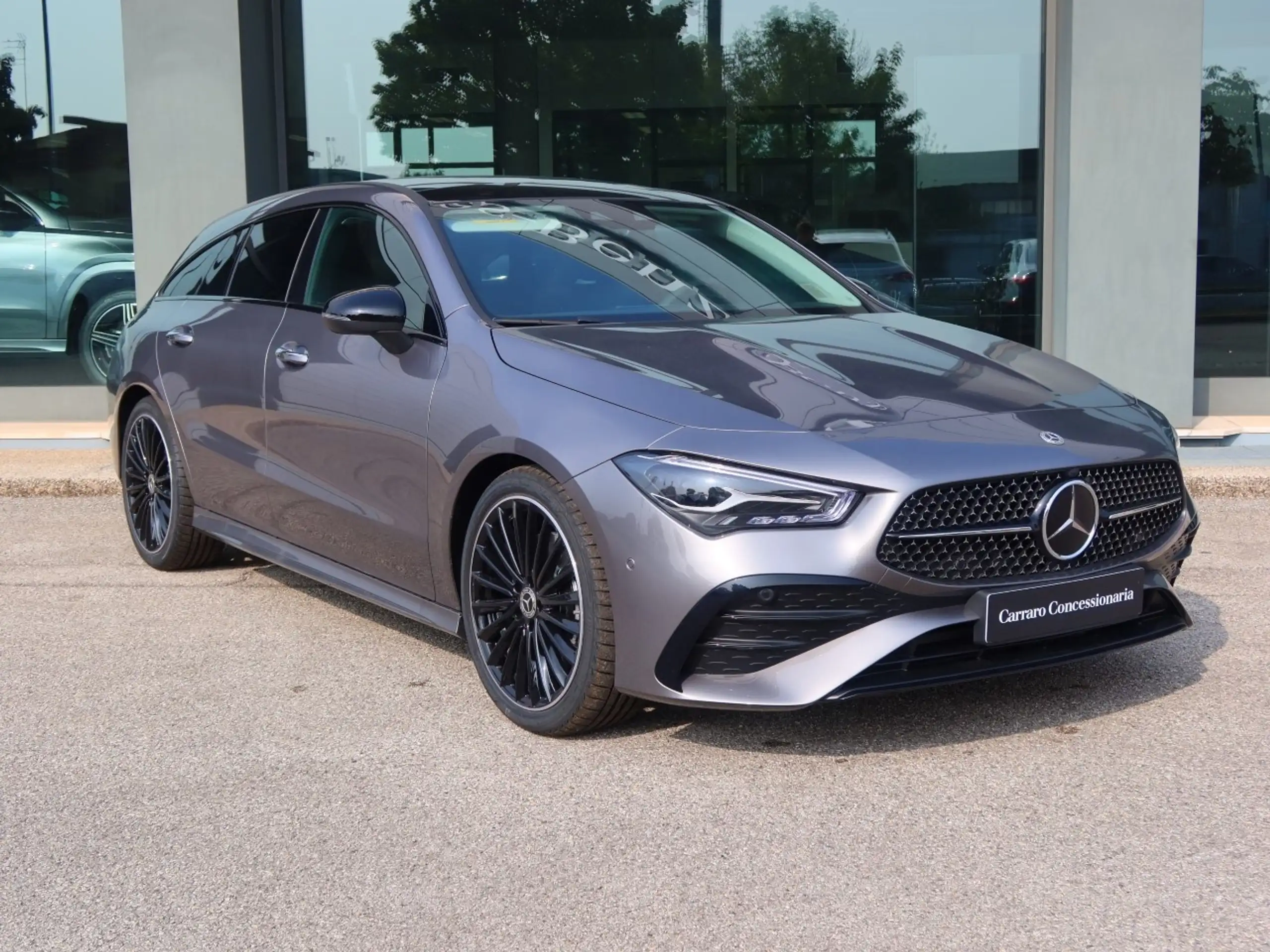 Mercedes-Benz - CLA 180