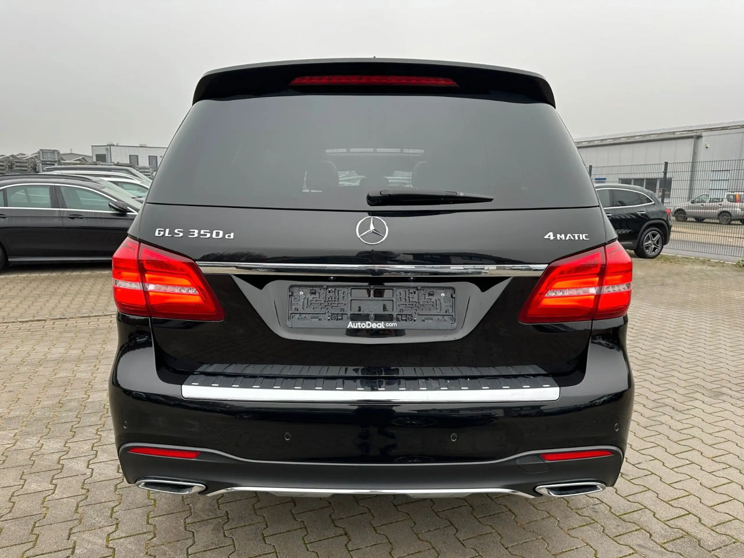 Mercedes-Benz - GLS 350