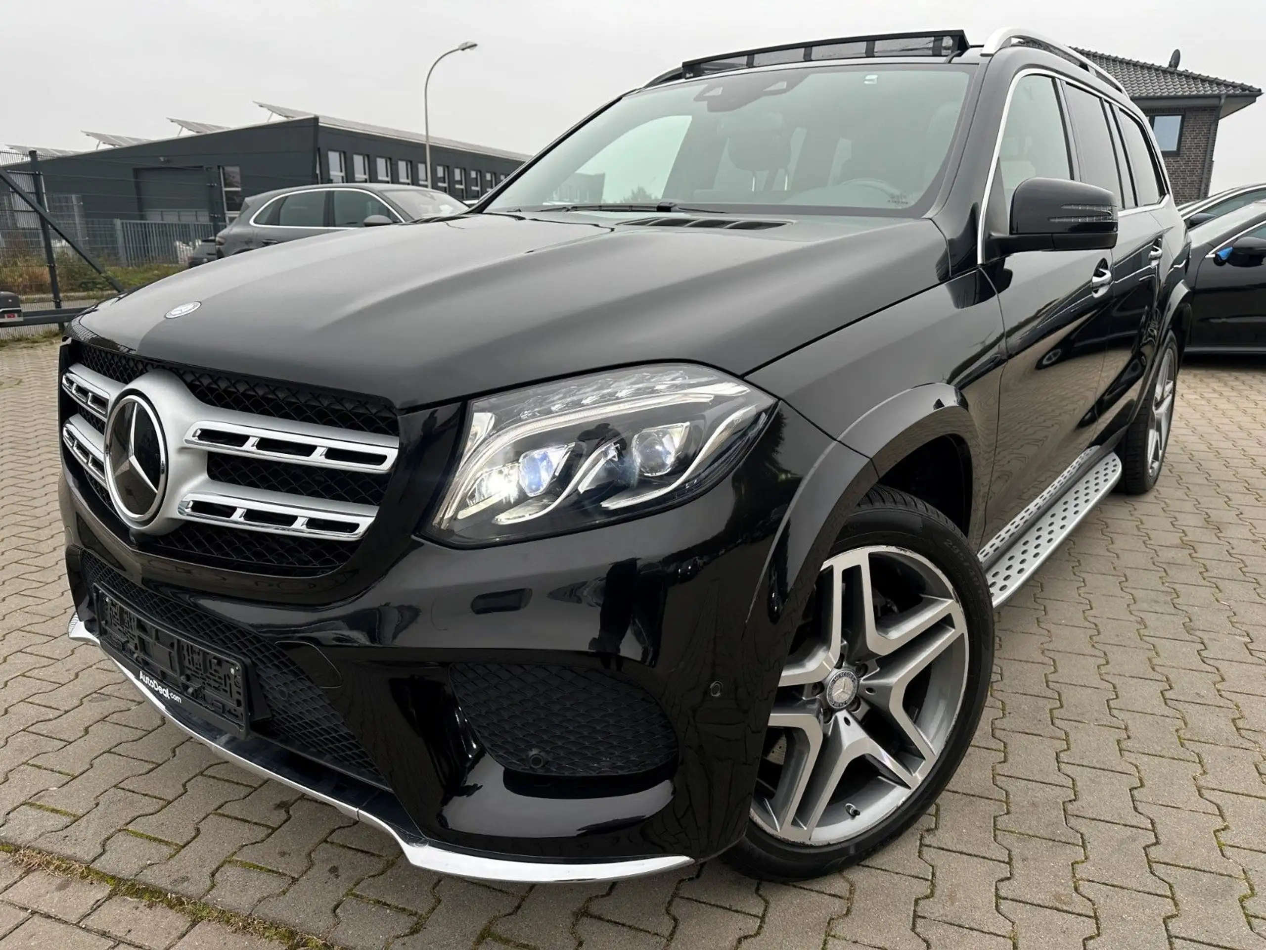 Mercedes-Benz - GLS 350