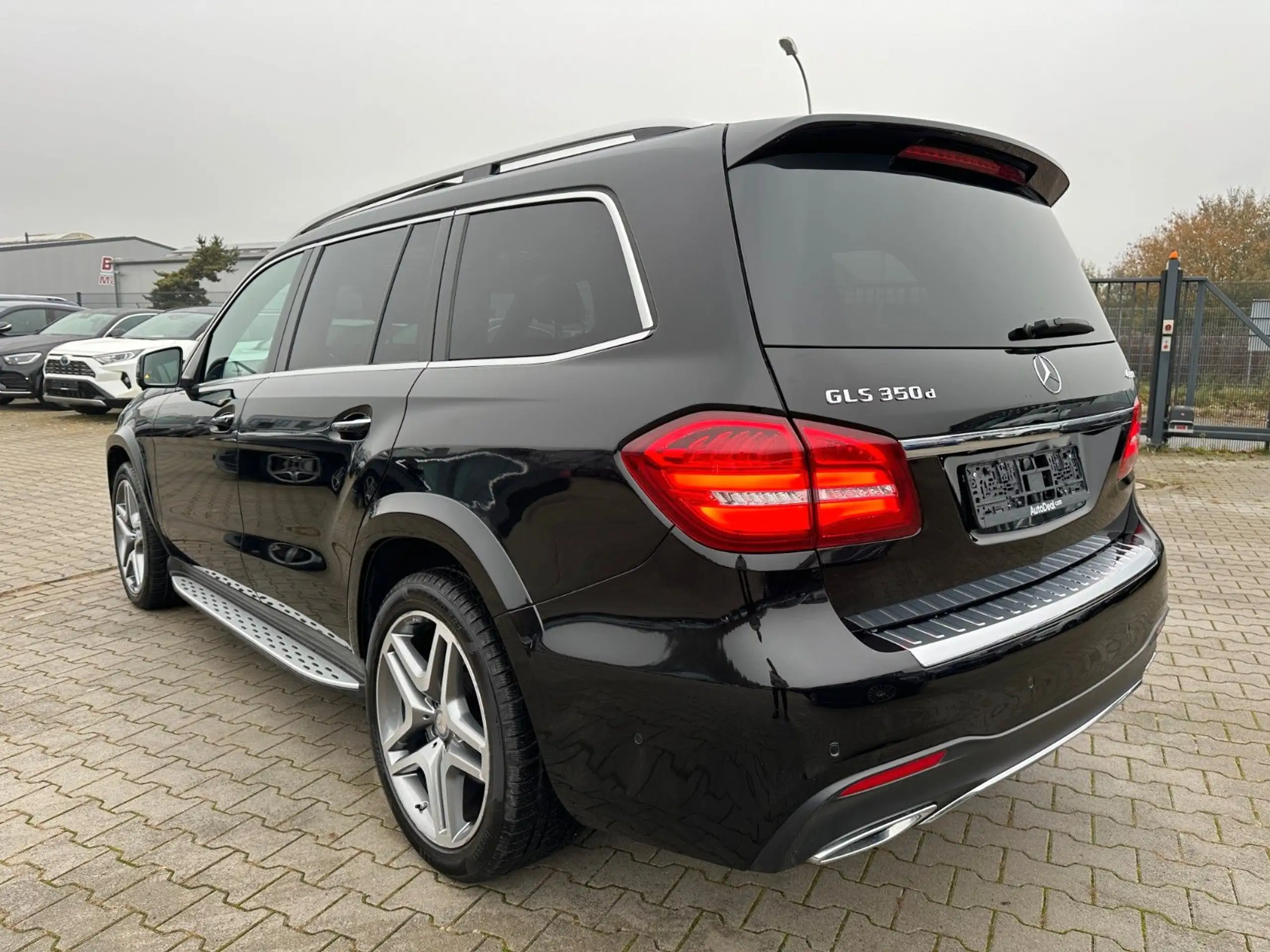 Mercedes-Benz - GLS 350