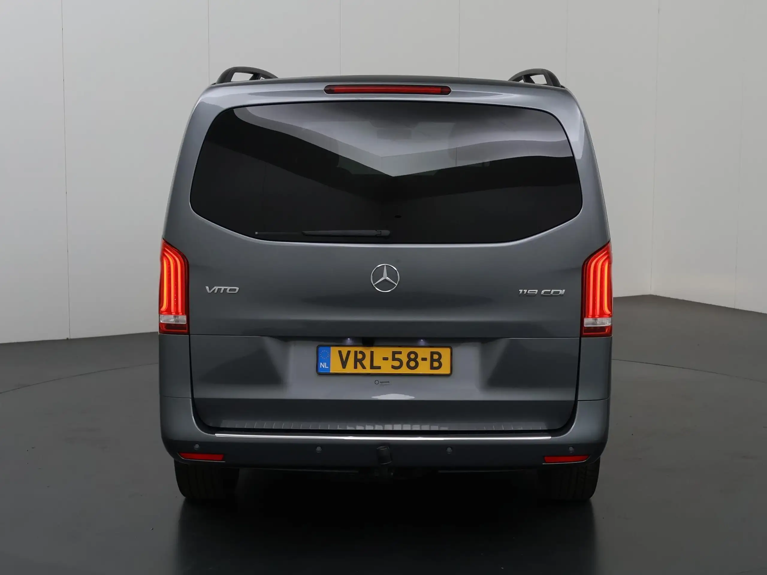 Mercedes-Benz - Vito