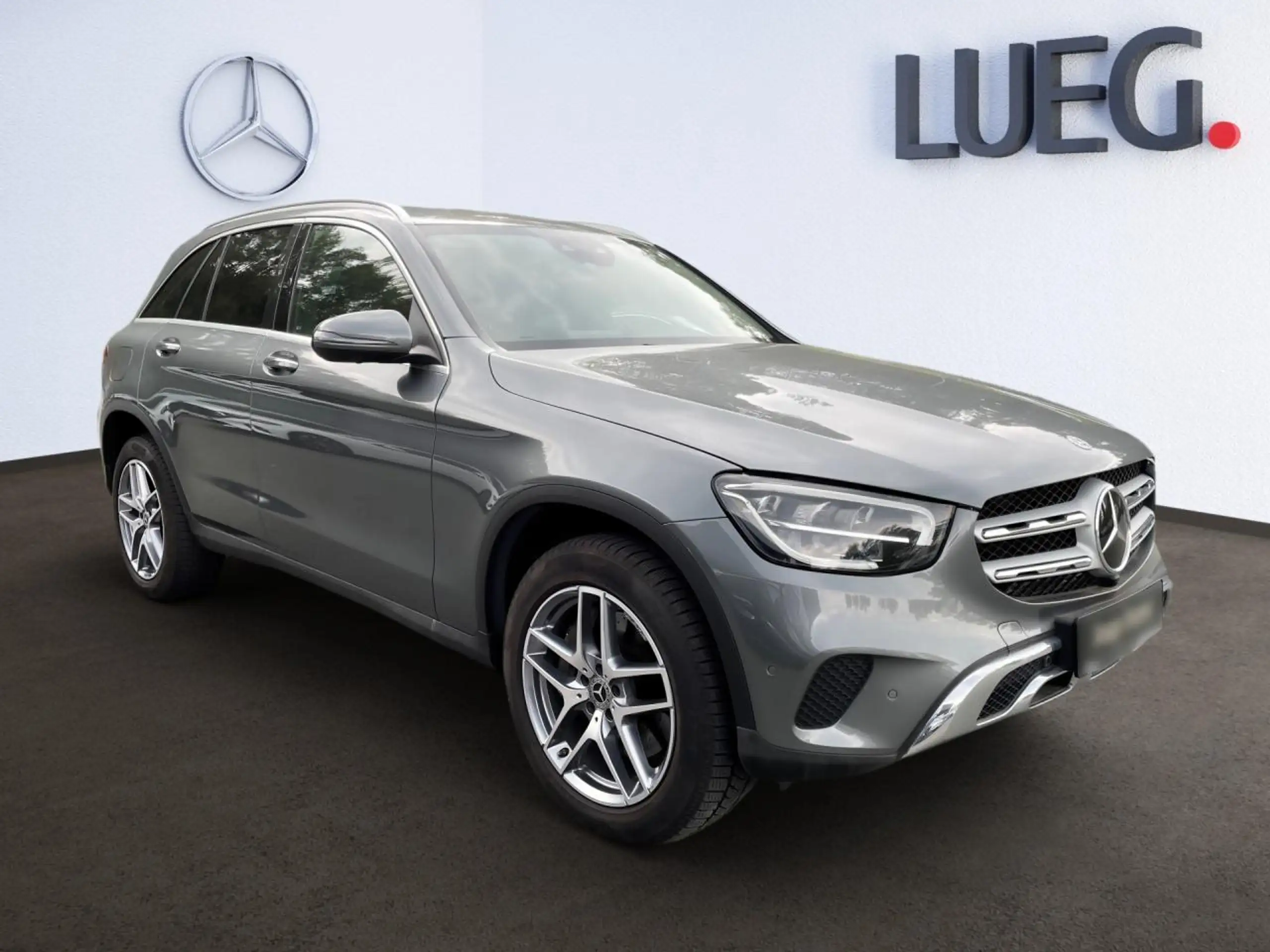 Mercedes-Benz - GLC 400