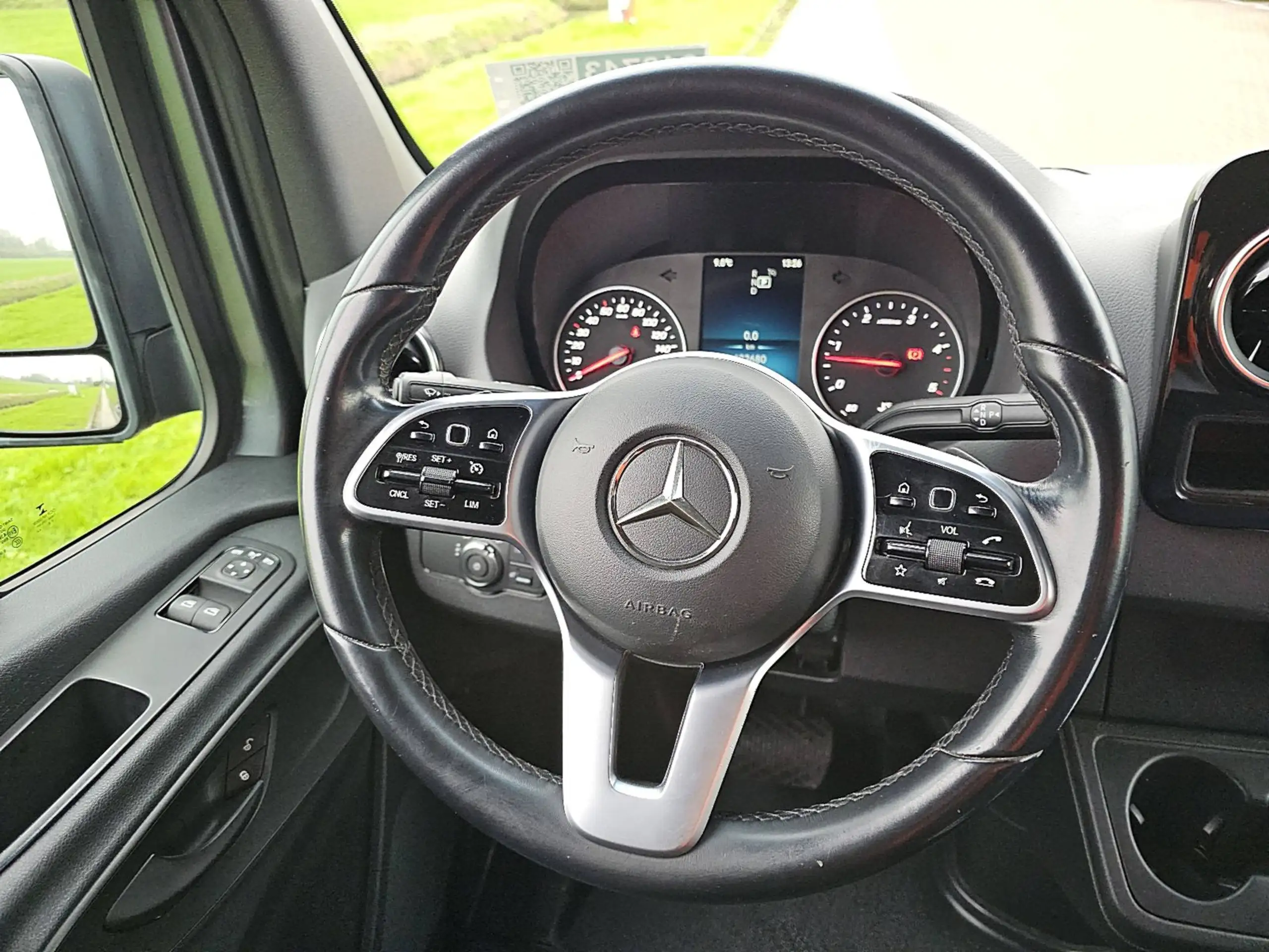 Mercedes-Benz - Sprinter