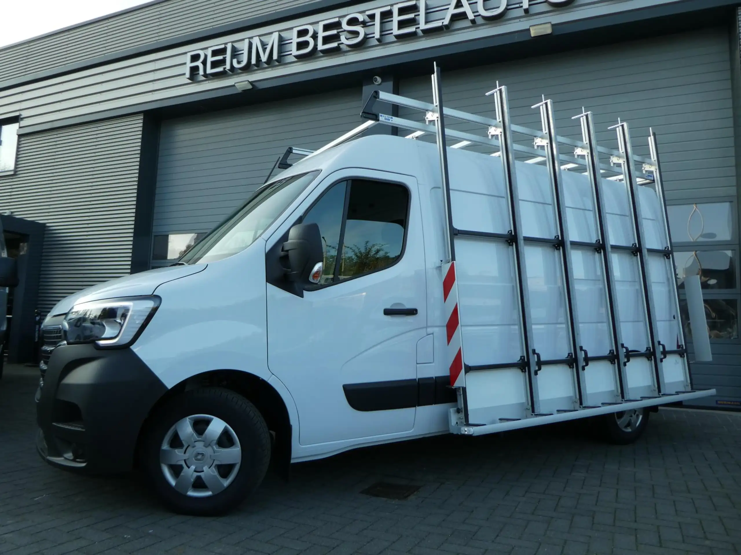 Renault - Master