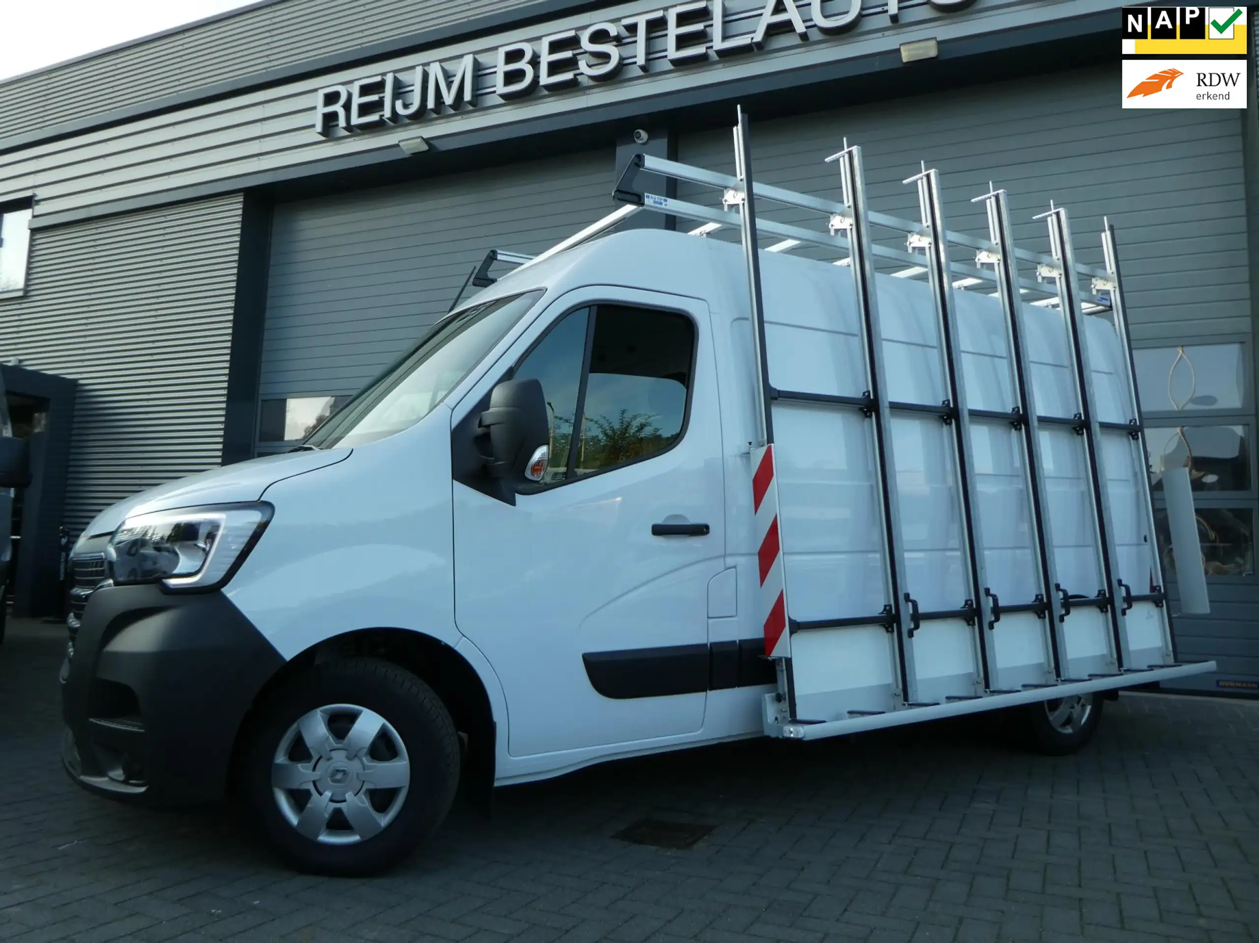 Renault - Master