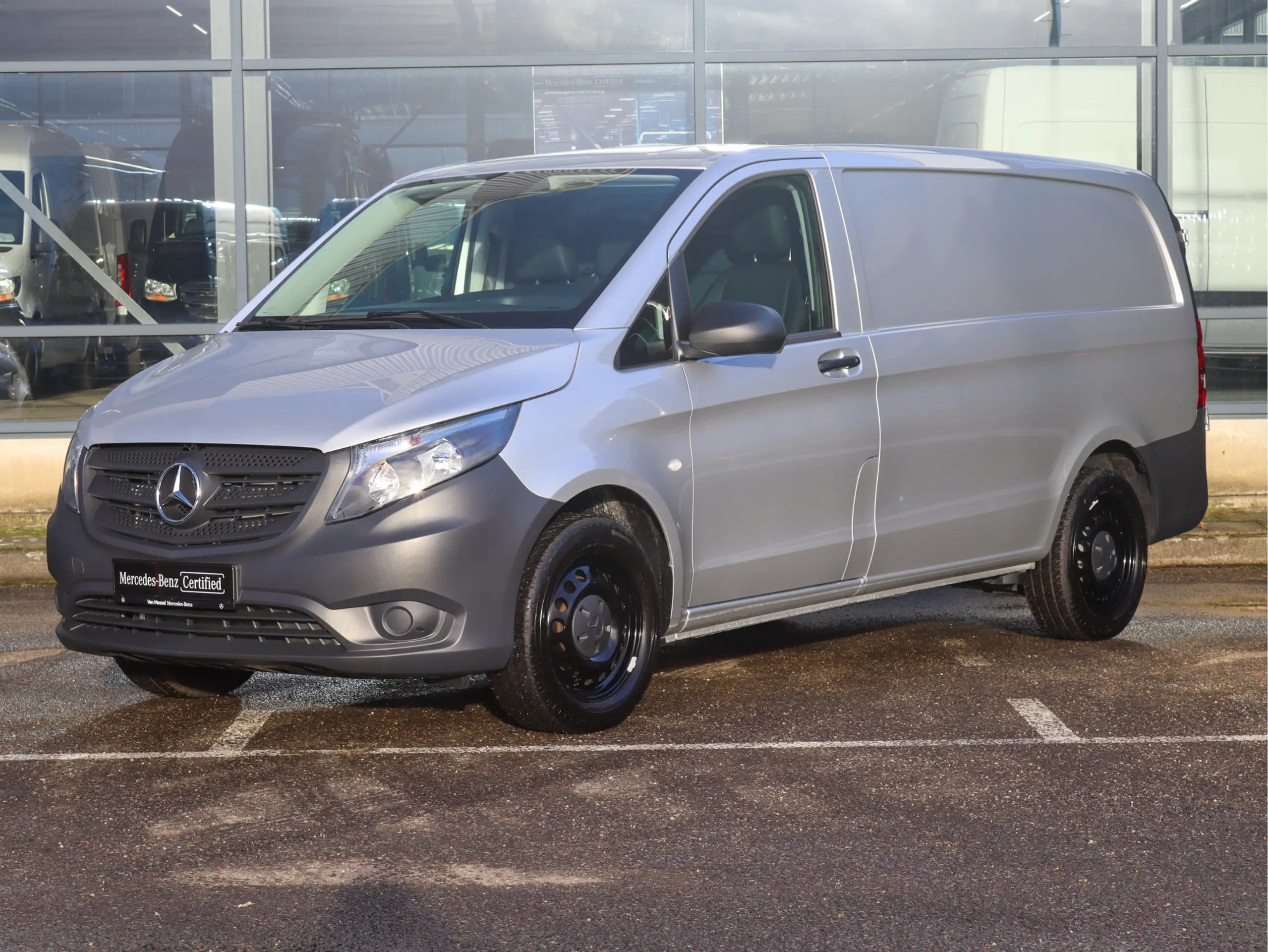 Mercedes-Benz - Vito