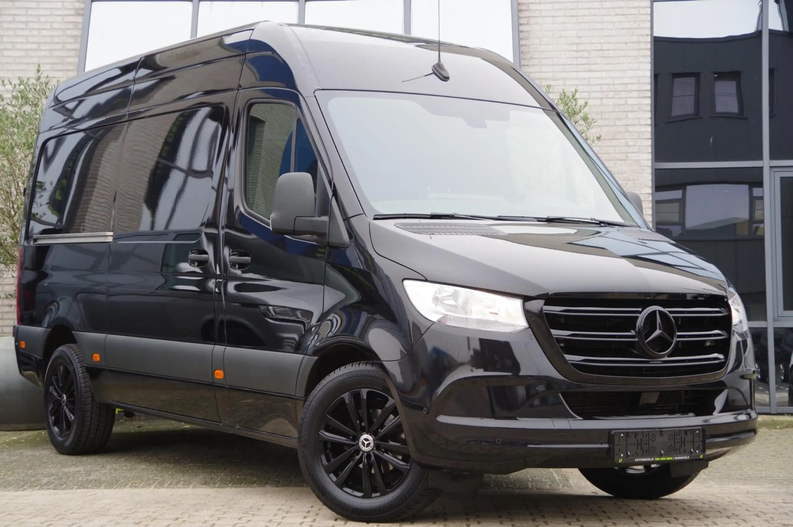 Mercedes-Benz - Sprinter