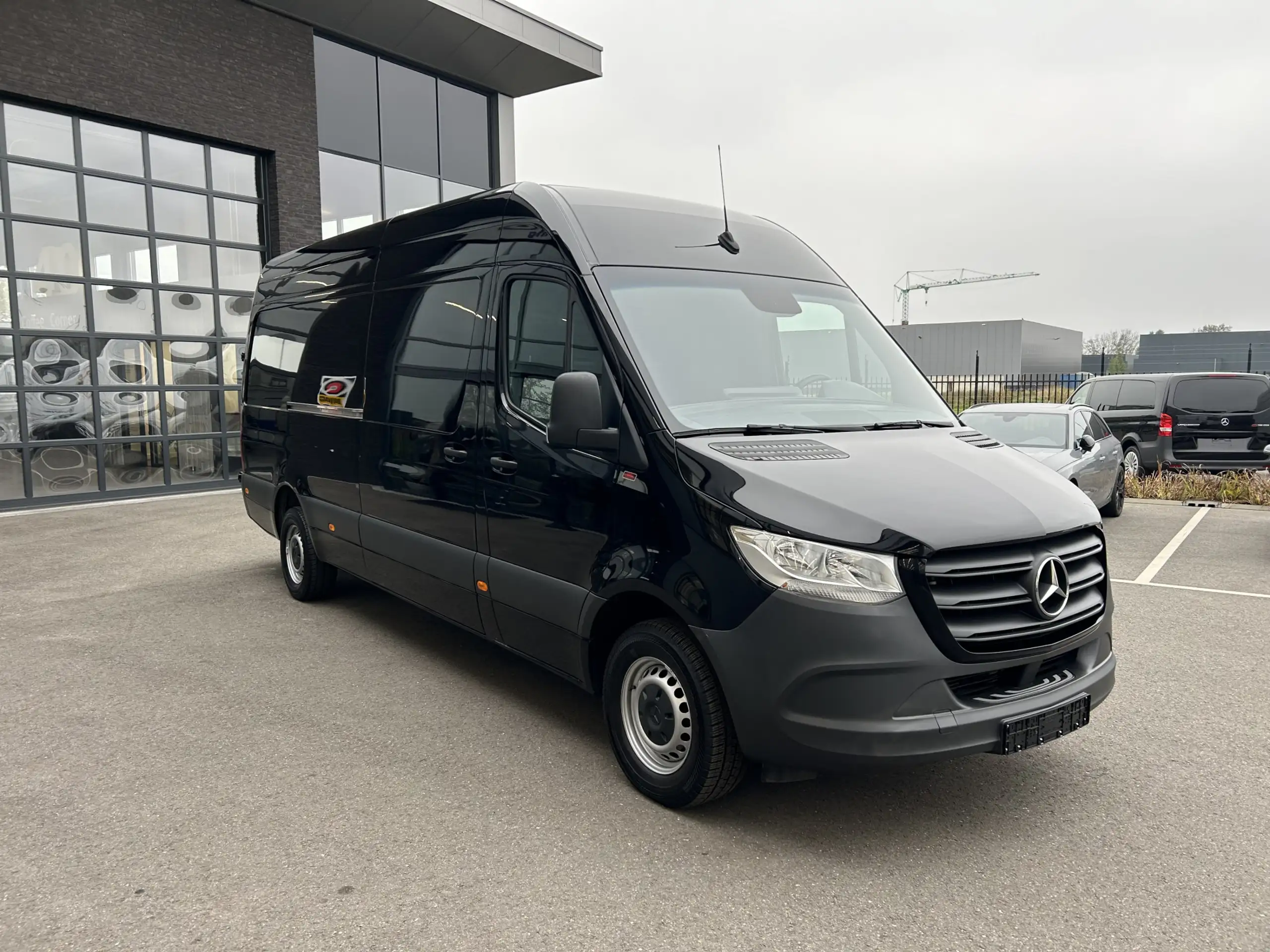 Mercedes-Benz - Sprinter