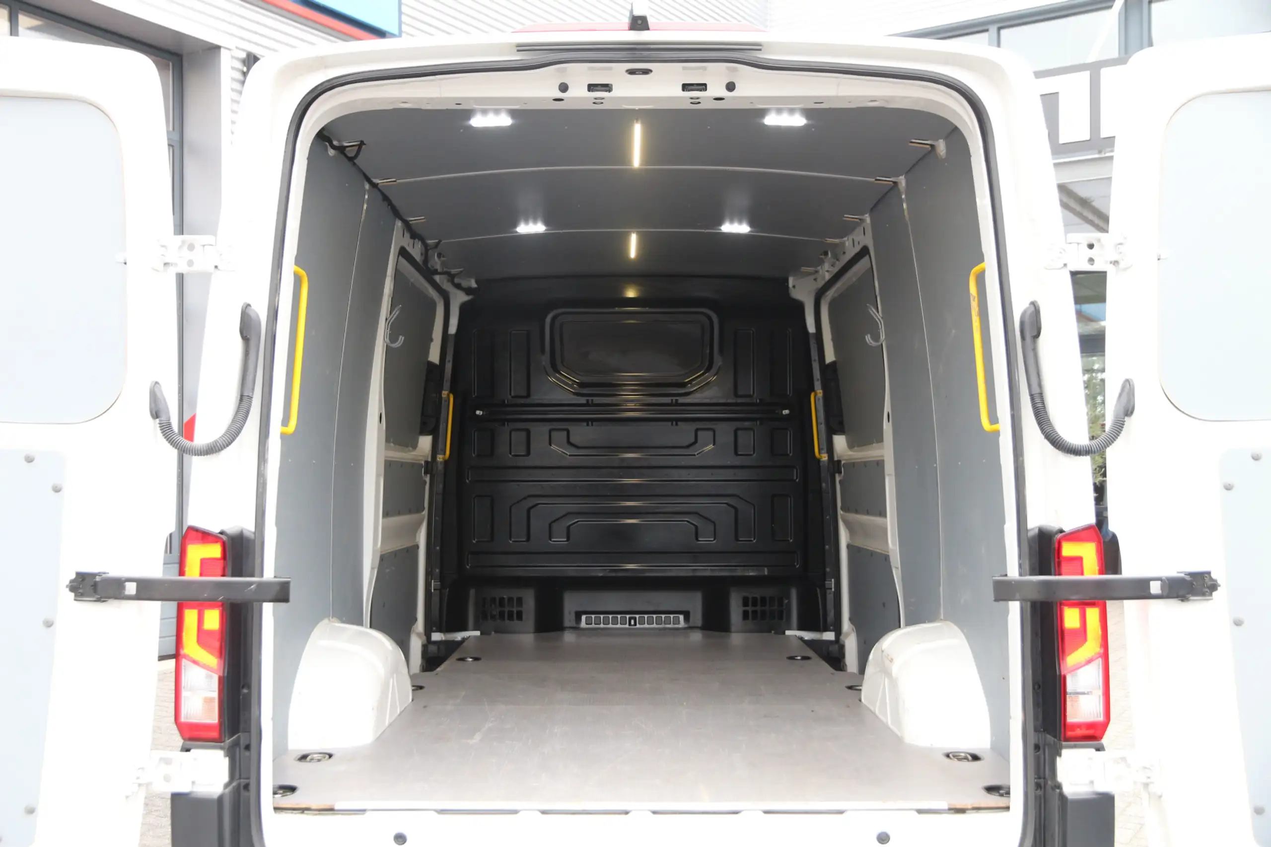 Volkswagen - Crafter