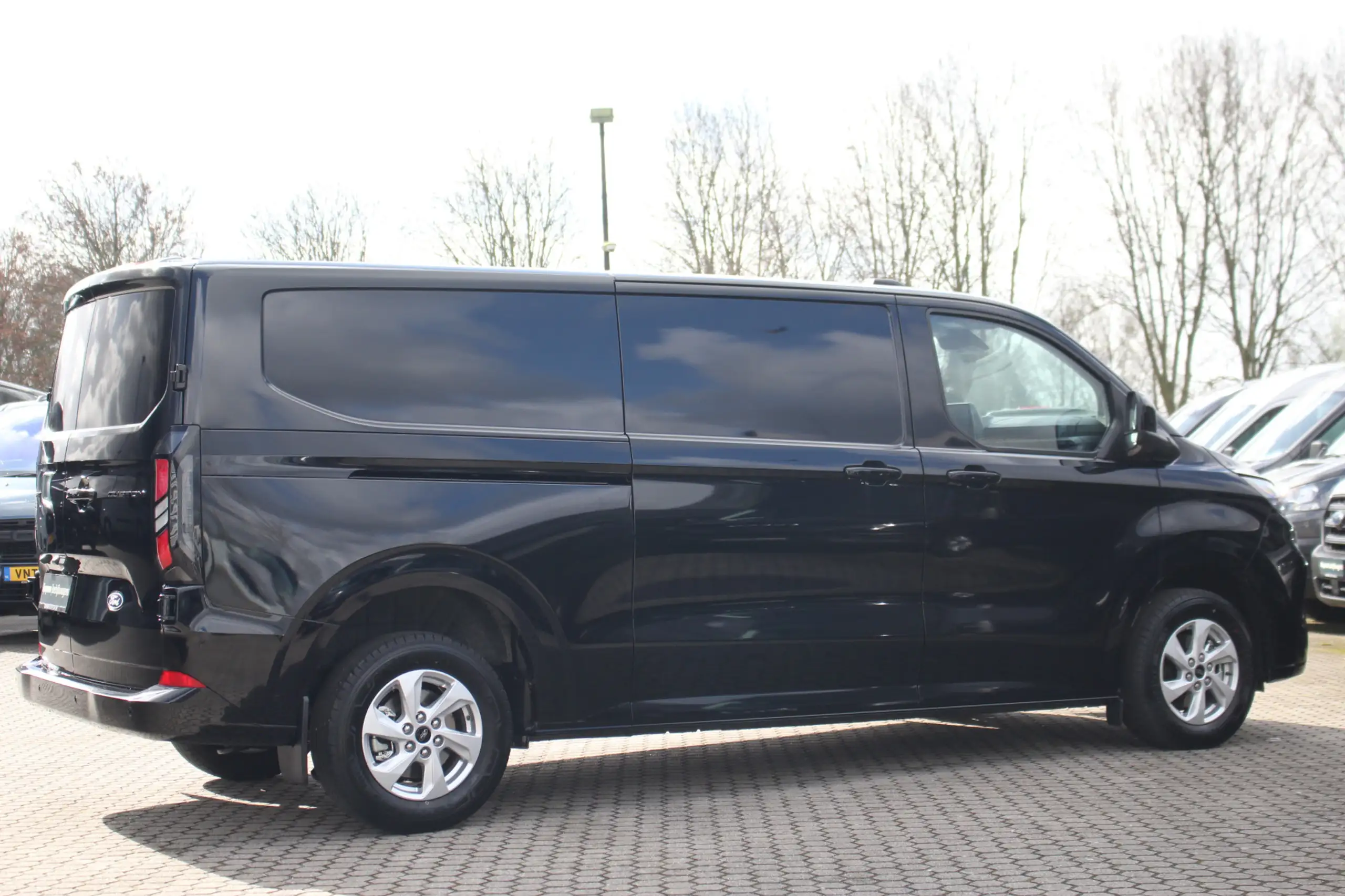 Ford - Transit Custom