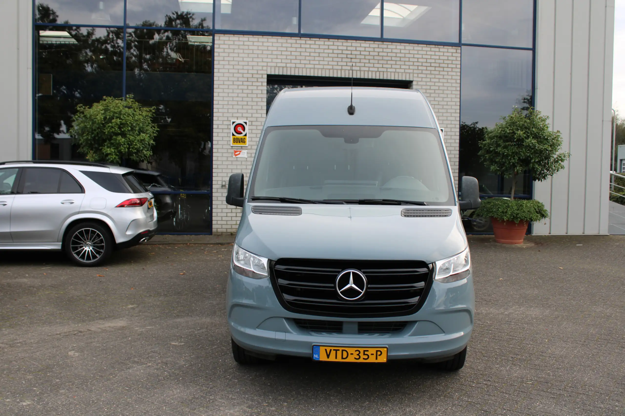 Mercedes-Benz - Sprinter