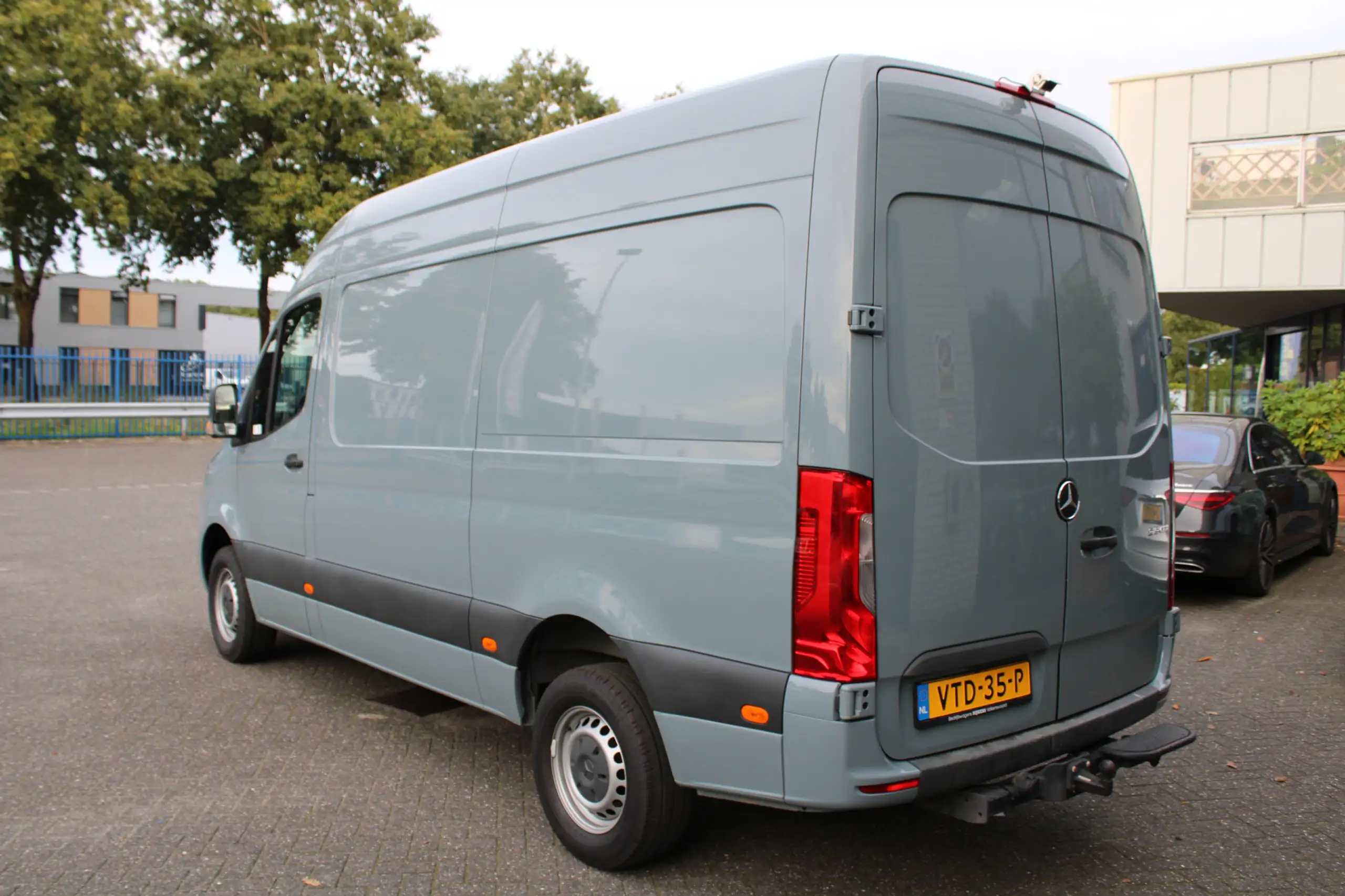 Mercedes-Benz - Sprinter