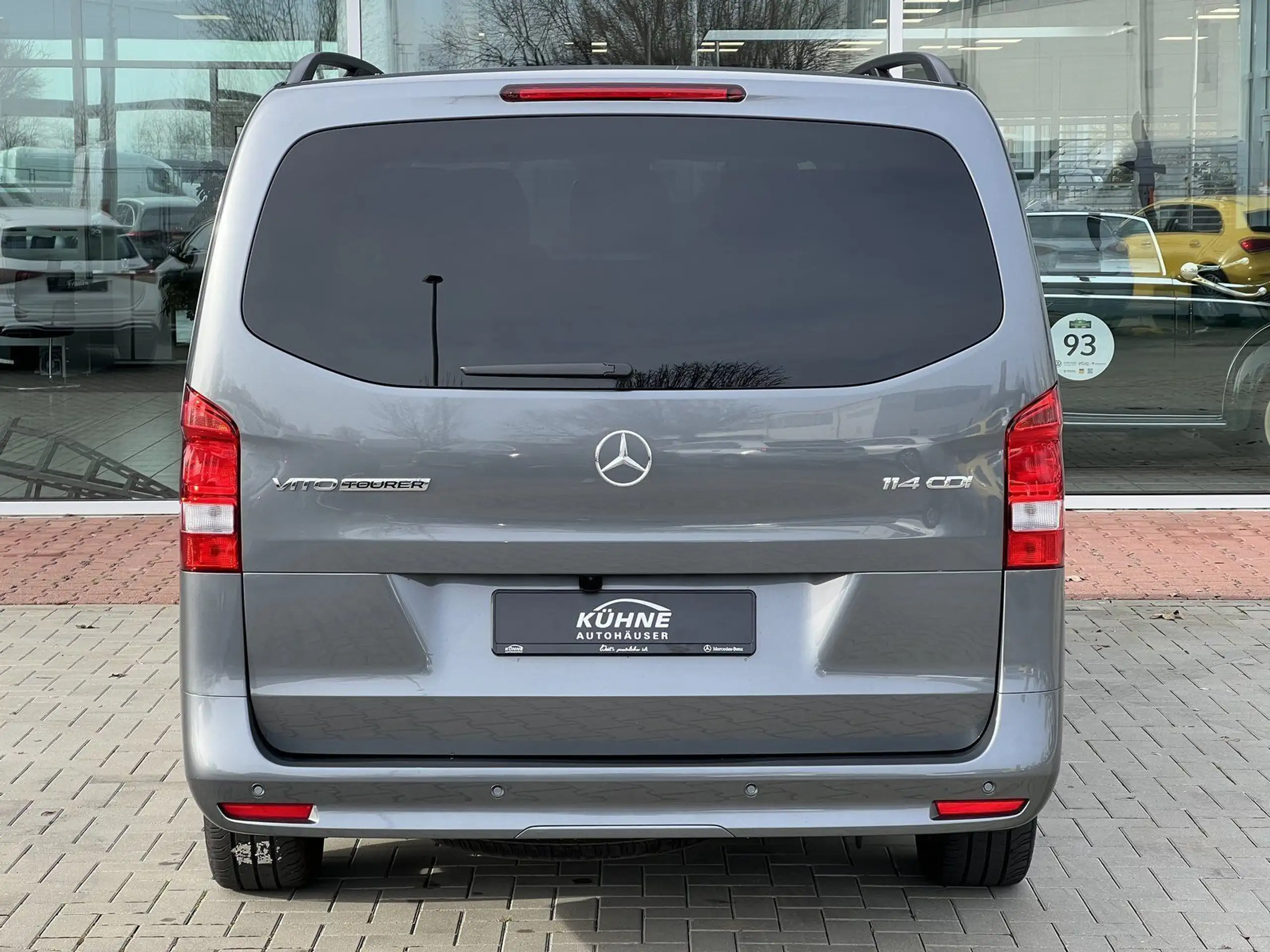 Mercedes-Benz - Vito