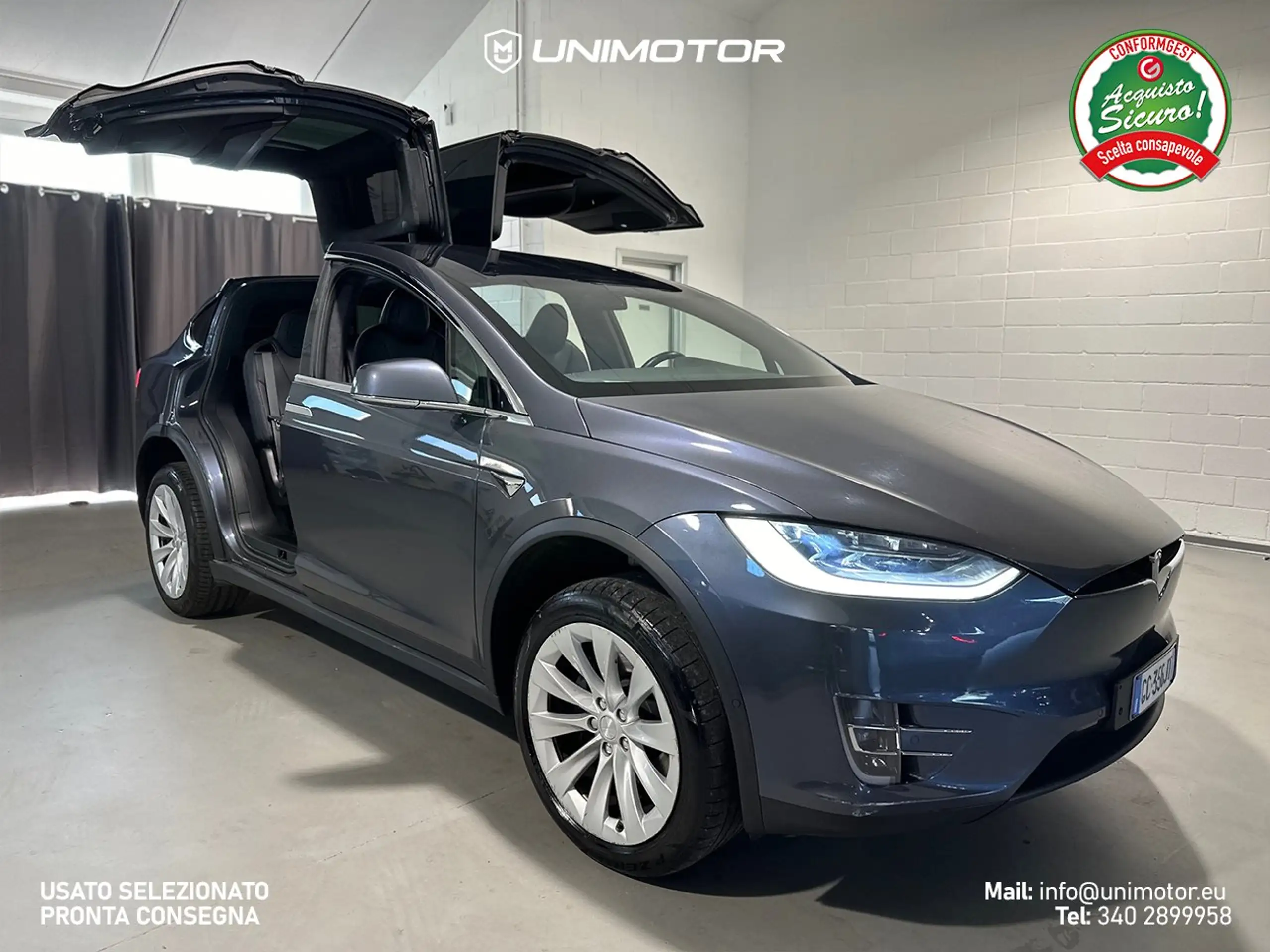 Tesla - Model X