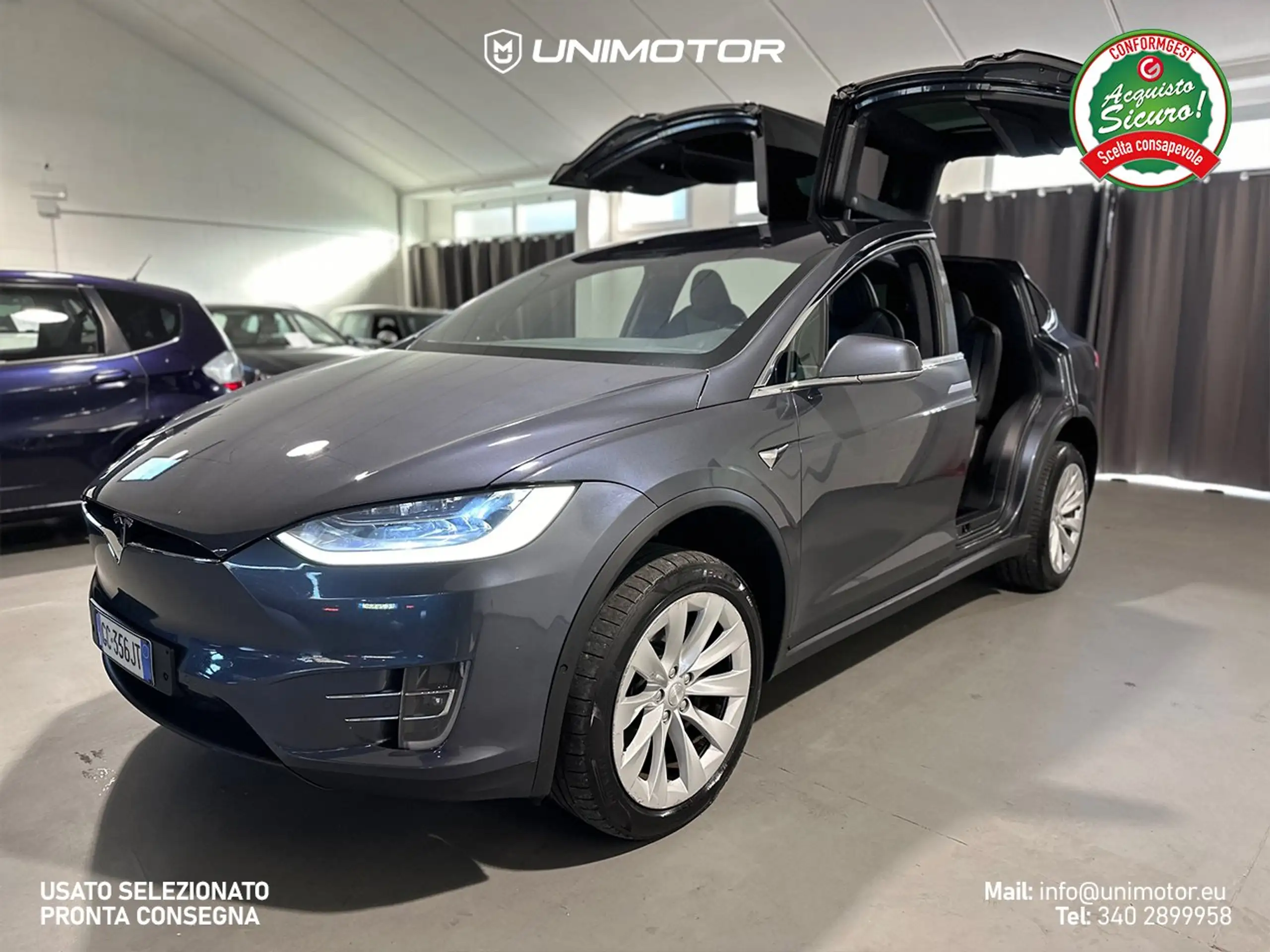 Tesla - Model X