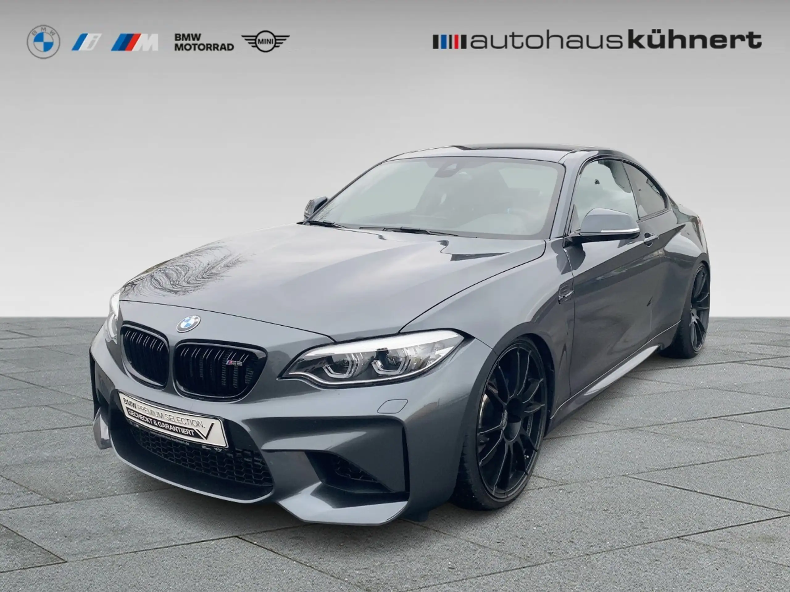 BMW - M2