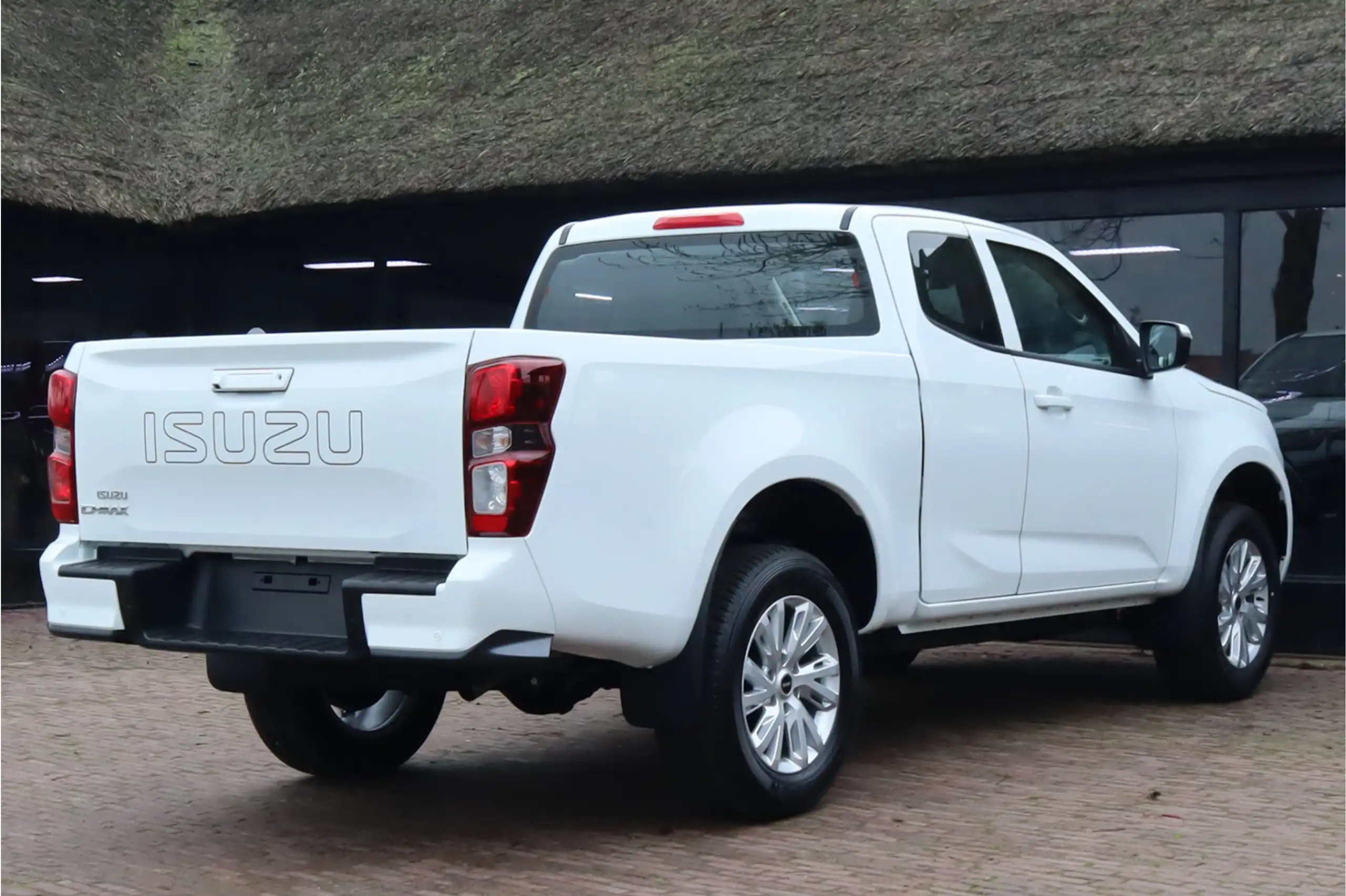 Isuzu - D-Max