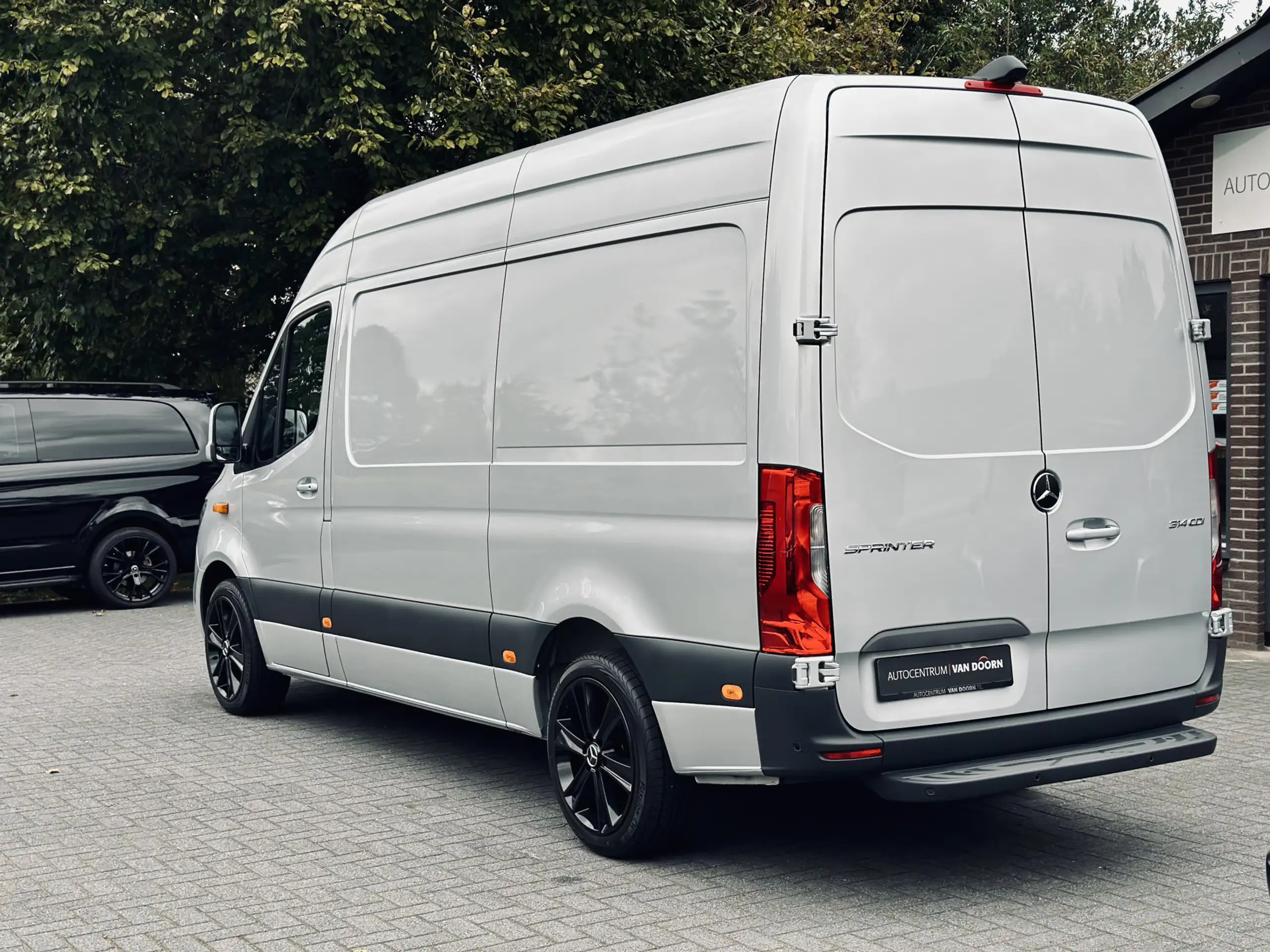 Mercedes-Benz - Sprinter