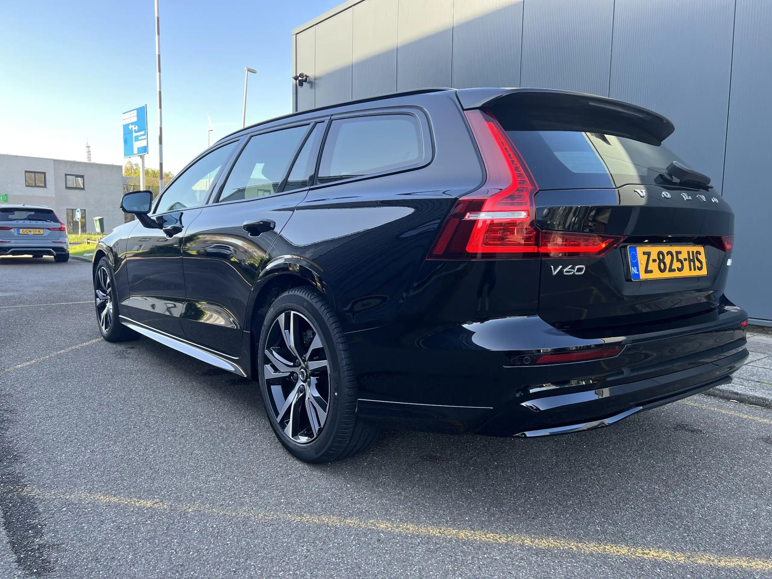 Volvo - V60