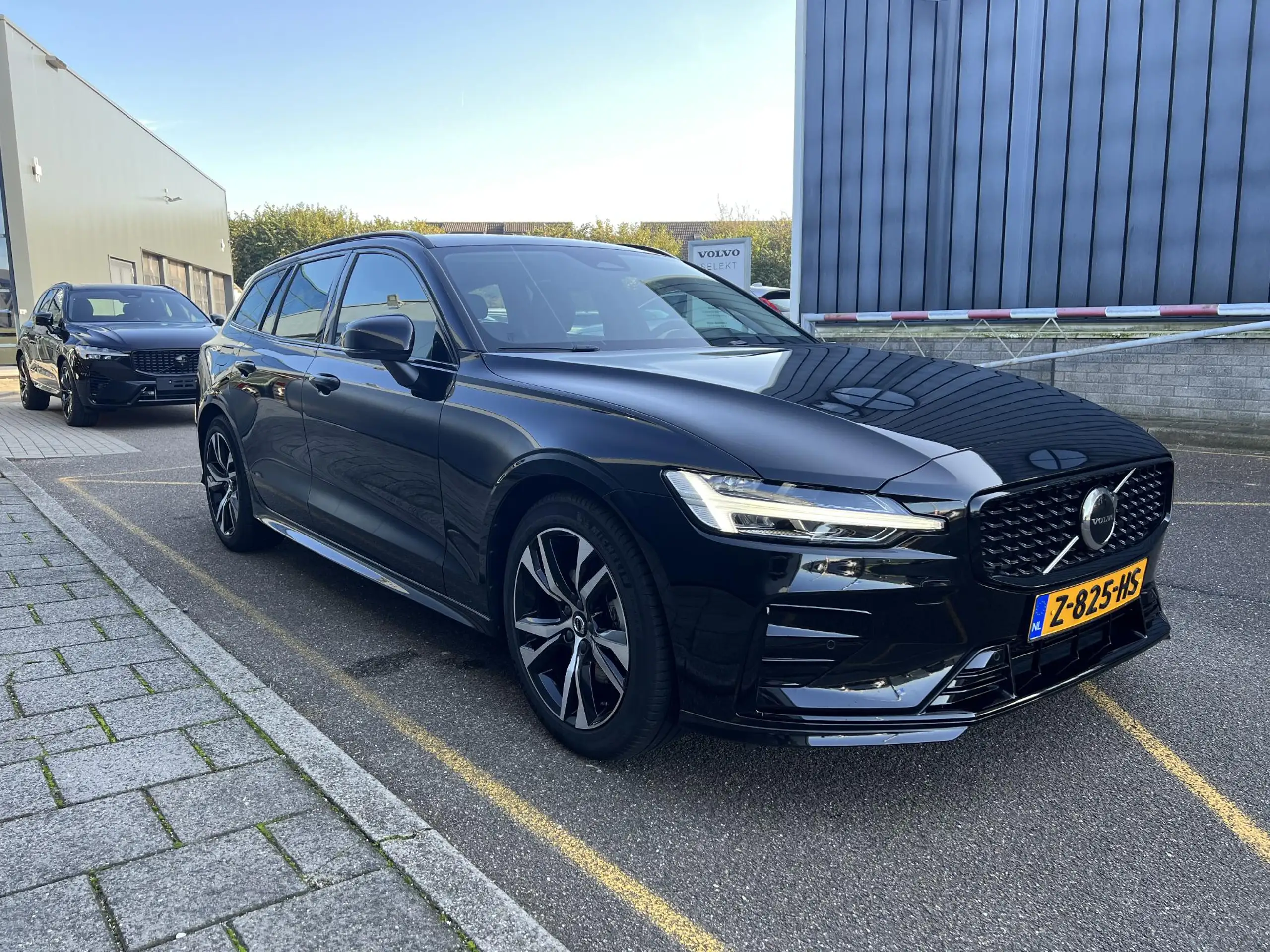 Volvo - V60