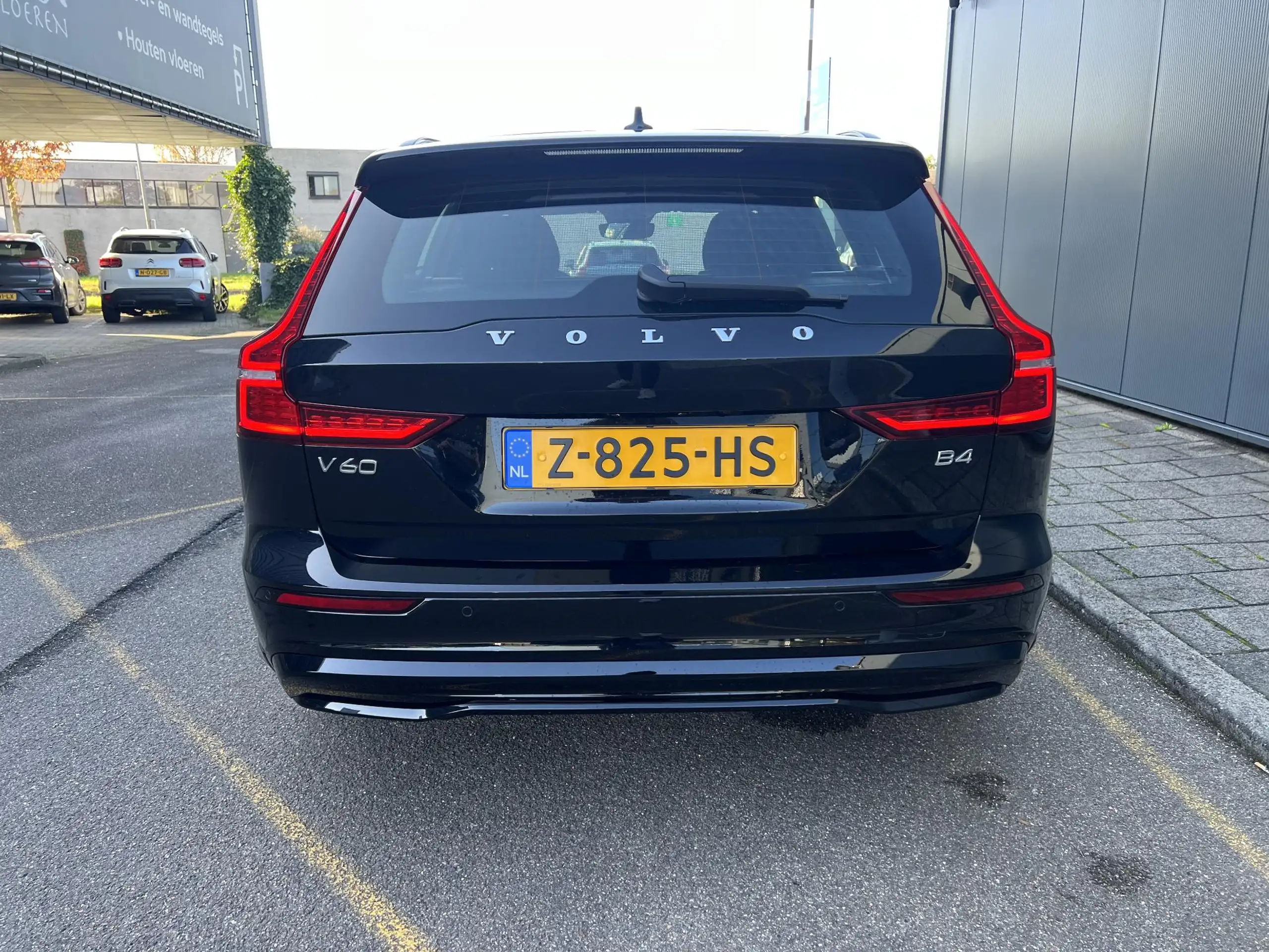 Volvo - V60