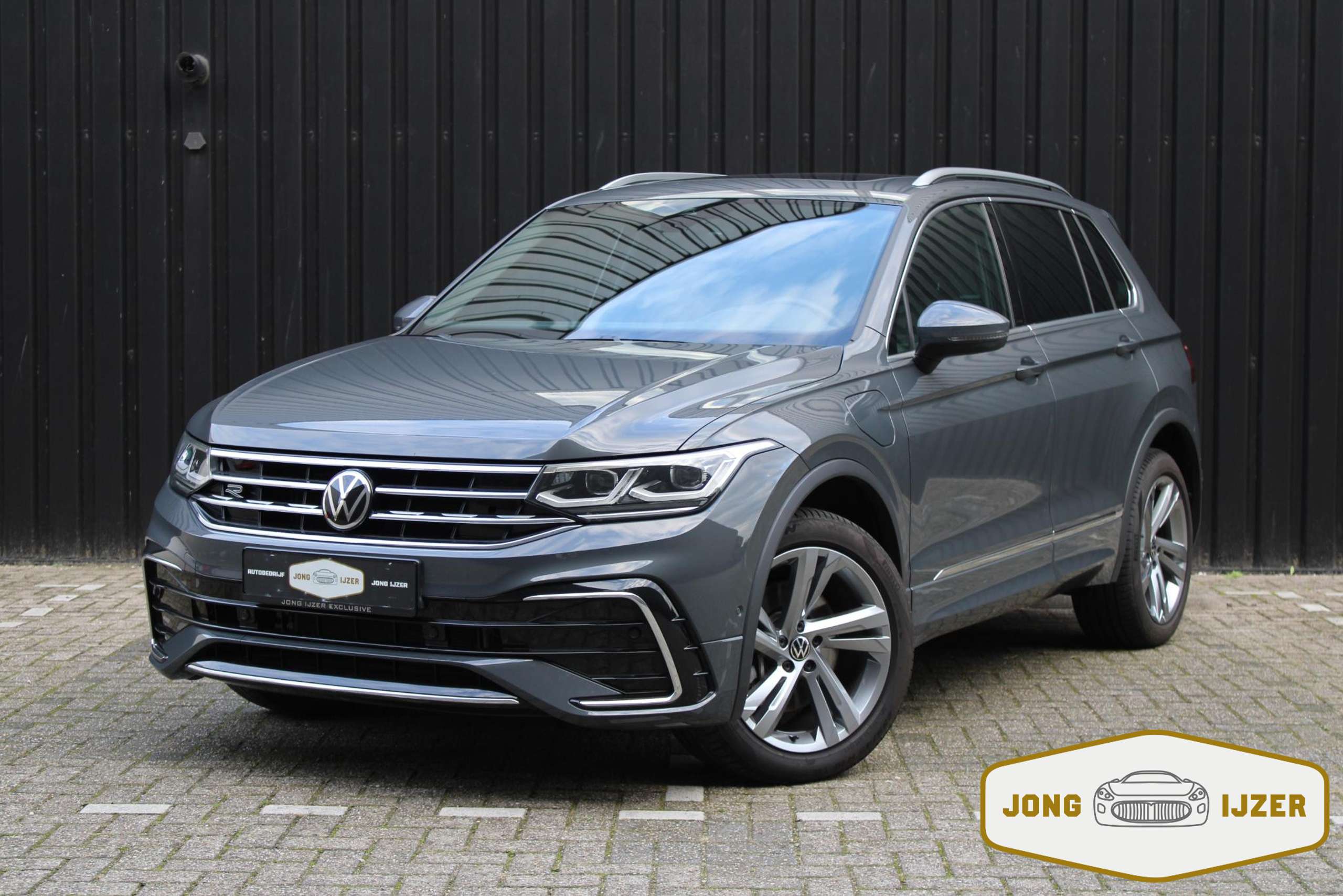 Volkswagen - Tiguan