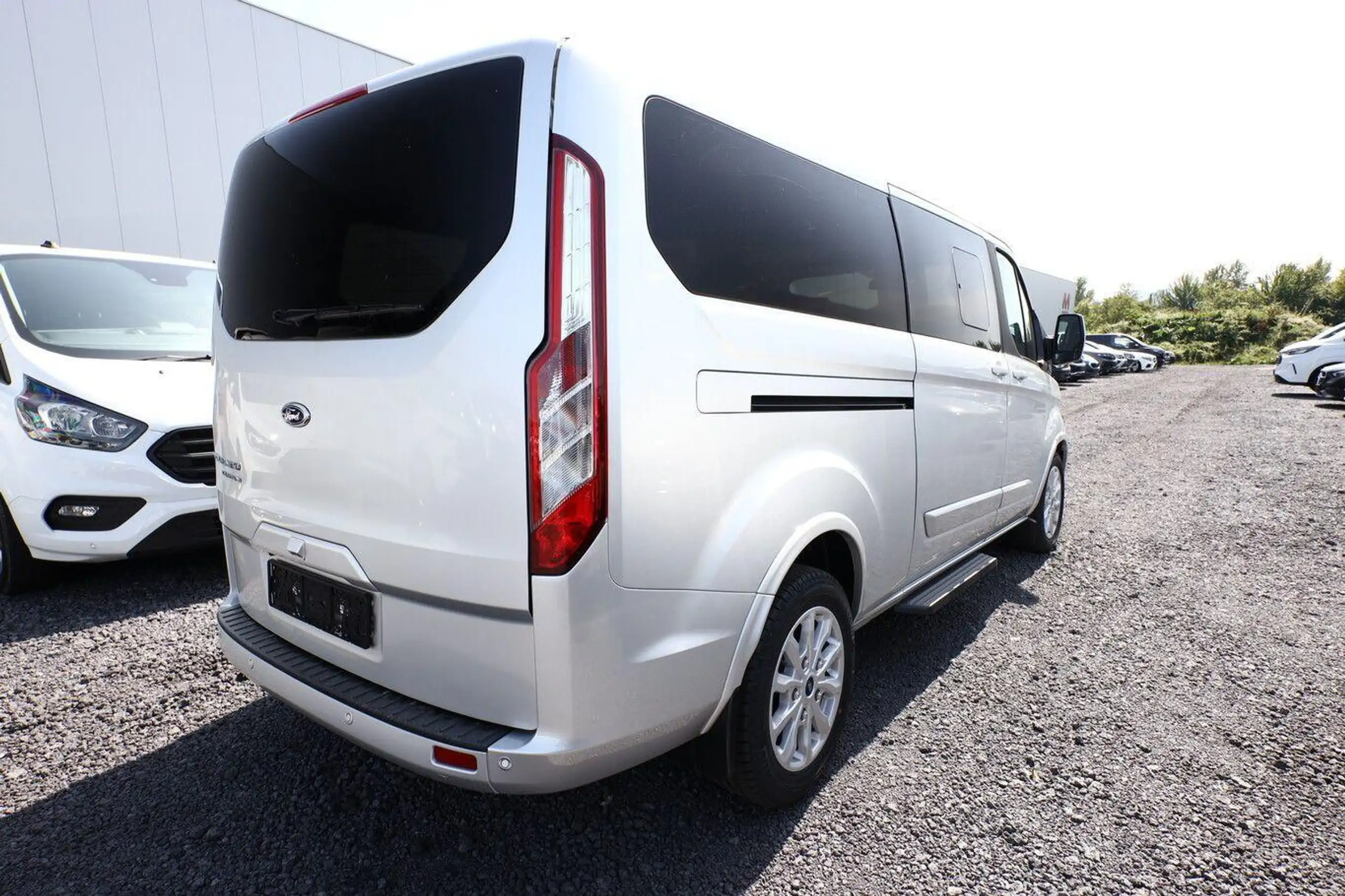 Ford - Tourneo Custom