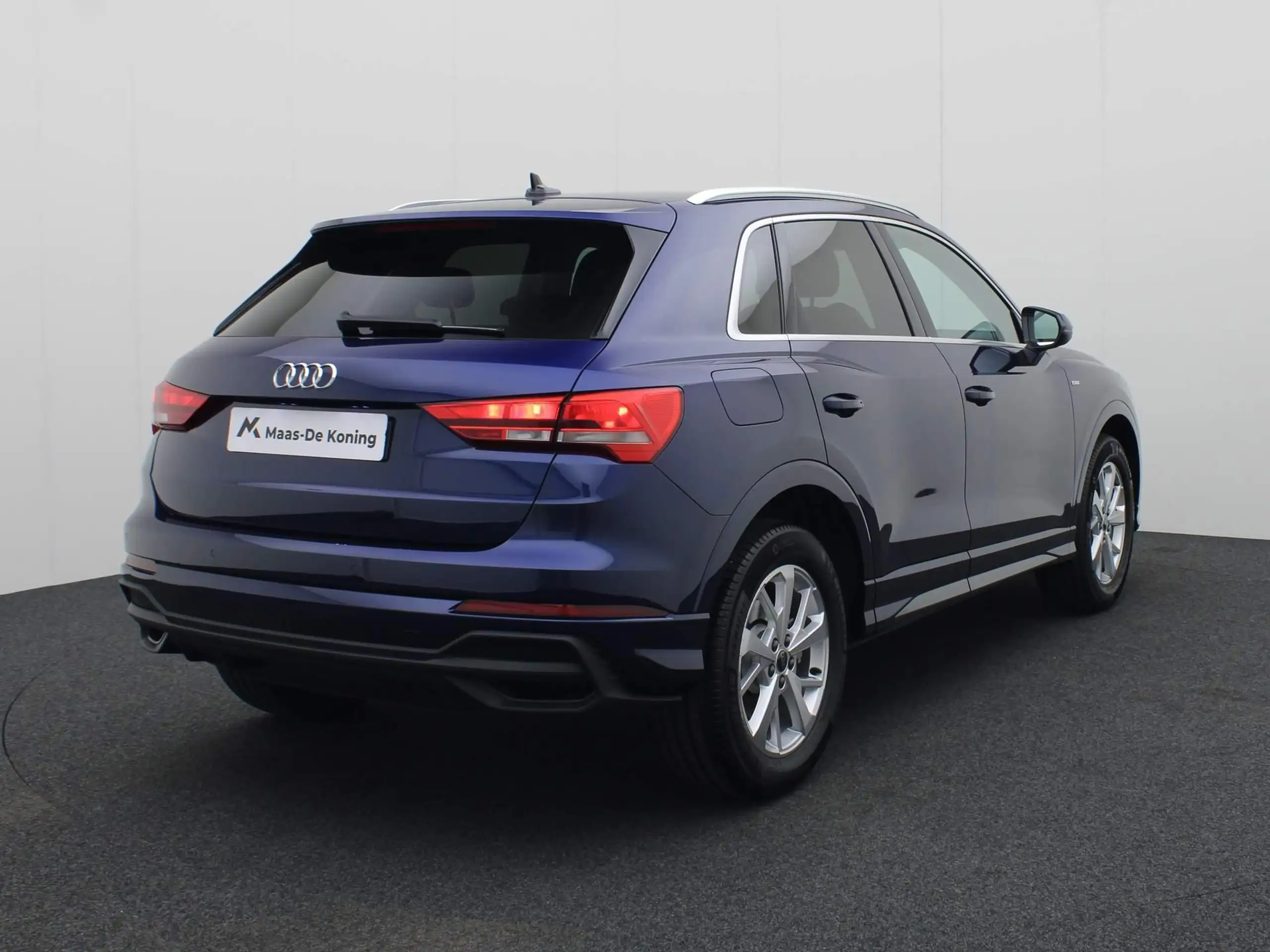 Audi - Q3