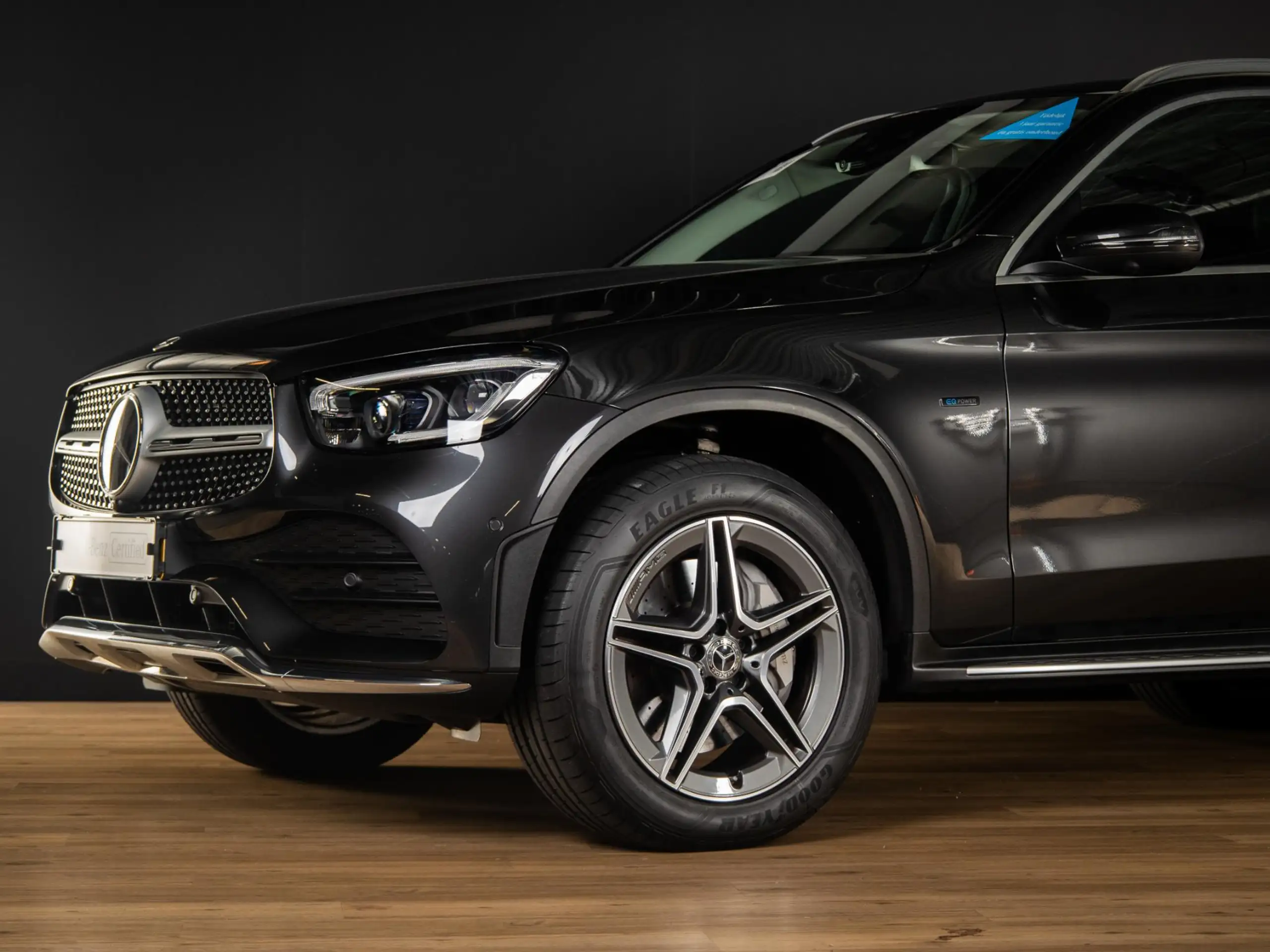 Mercedes-Benz - GLC 300