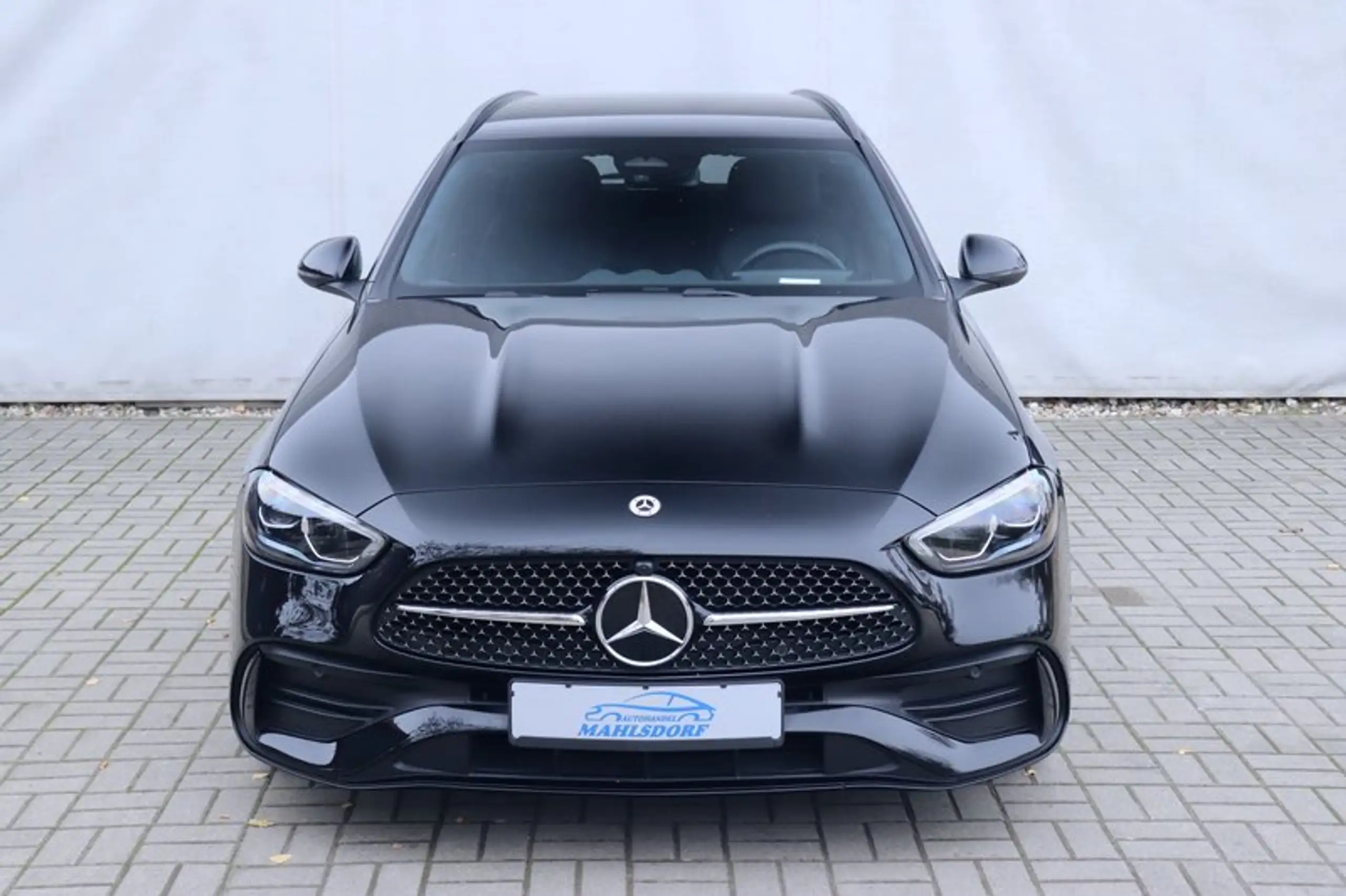 Mercedes-Benz - C 220