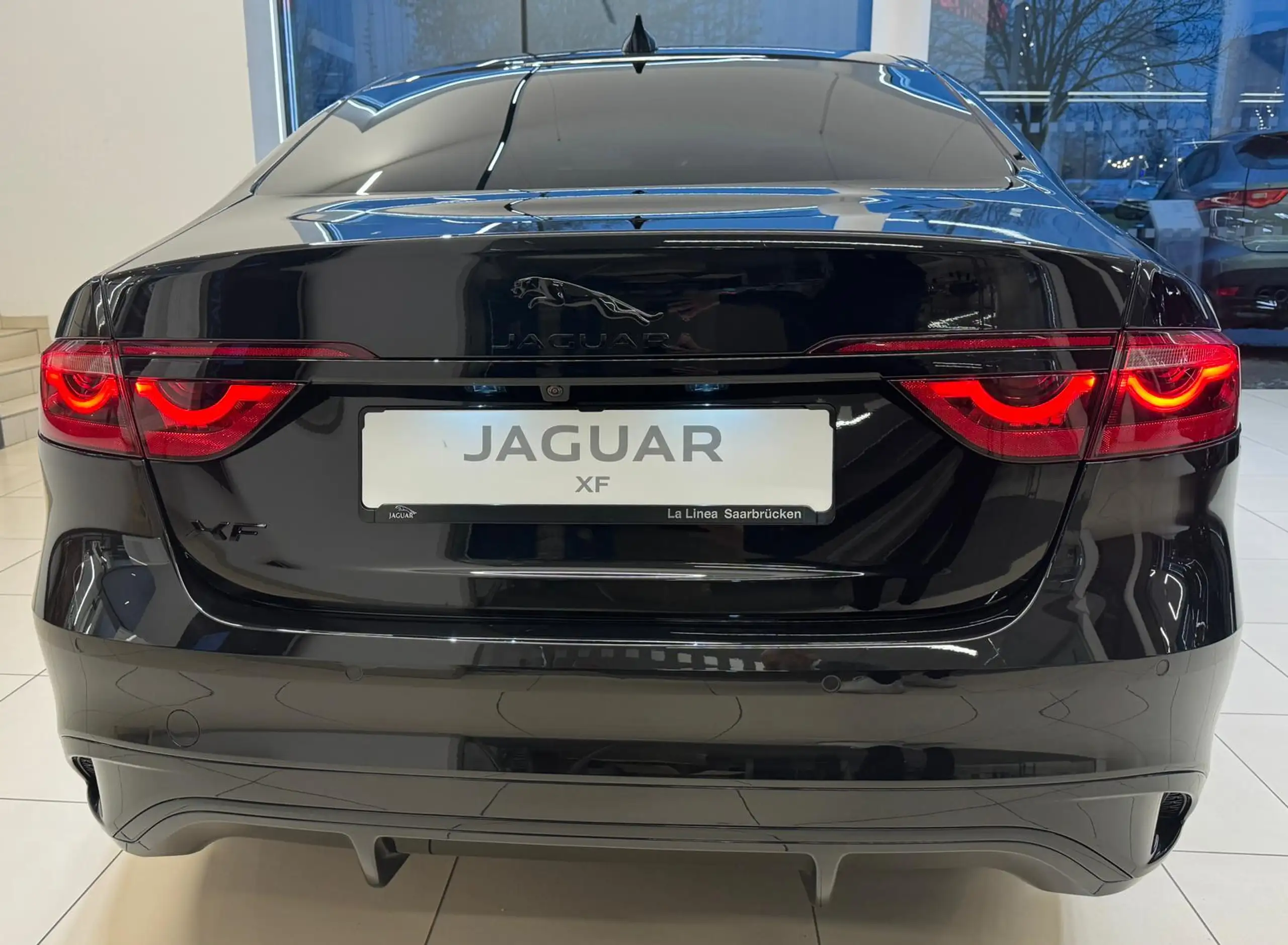 Jaguar - XF