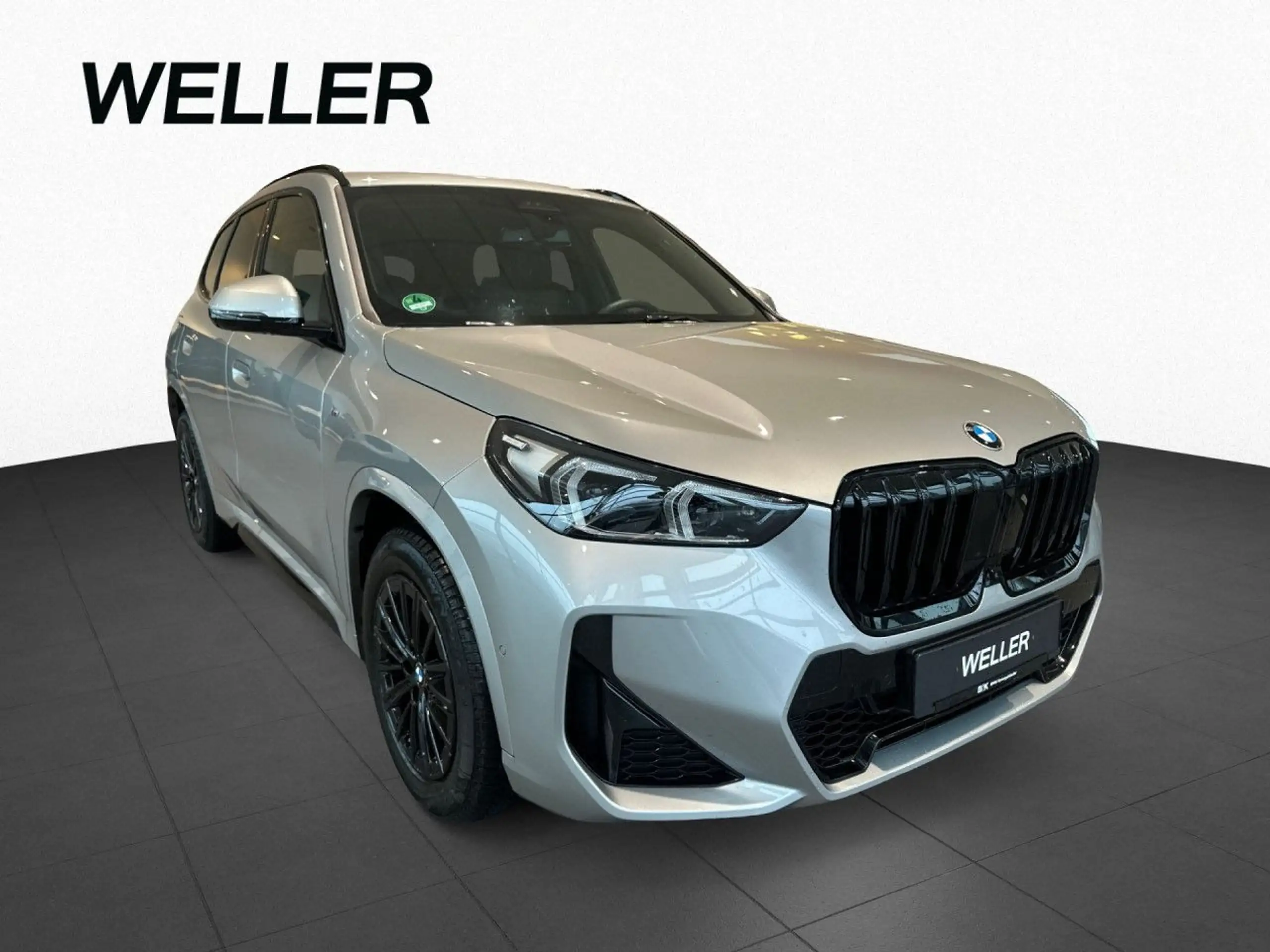 BMW - X1