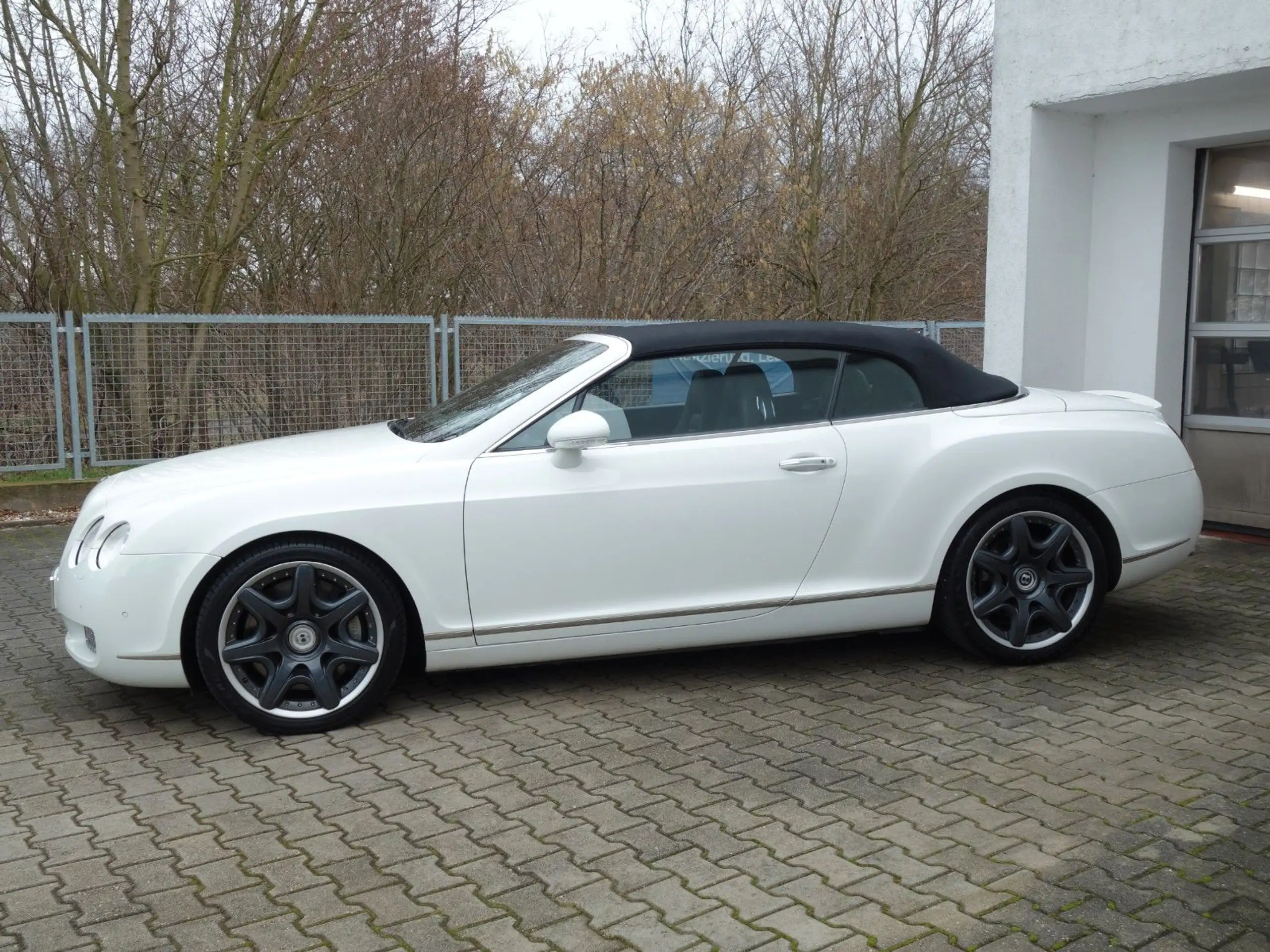 Bentley - Continental GTC