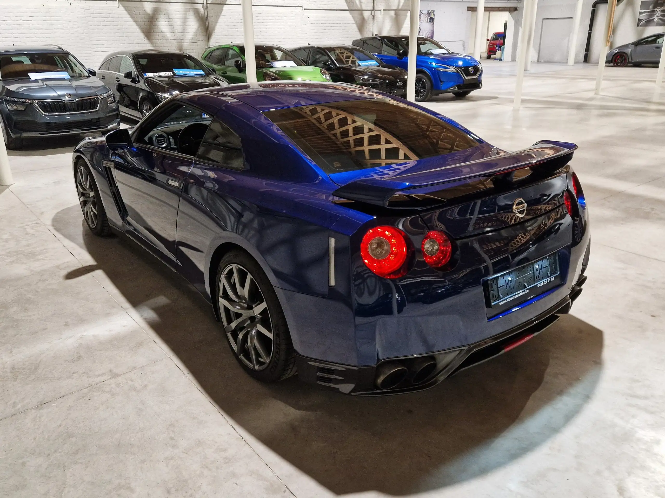 Nissan - GT-R