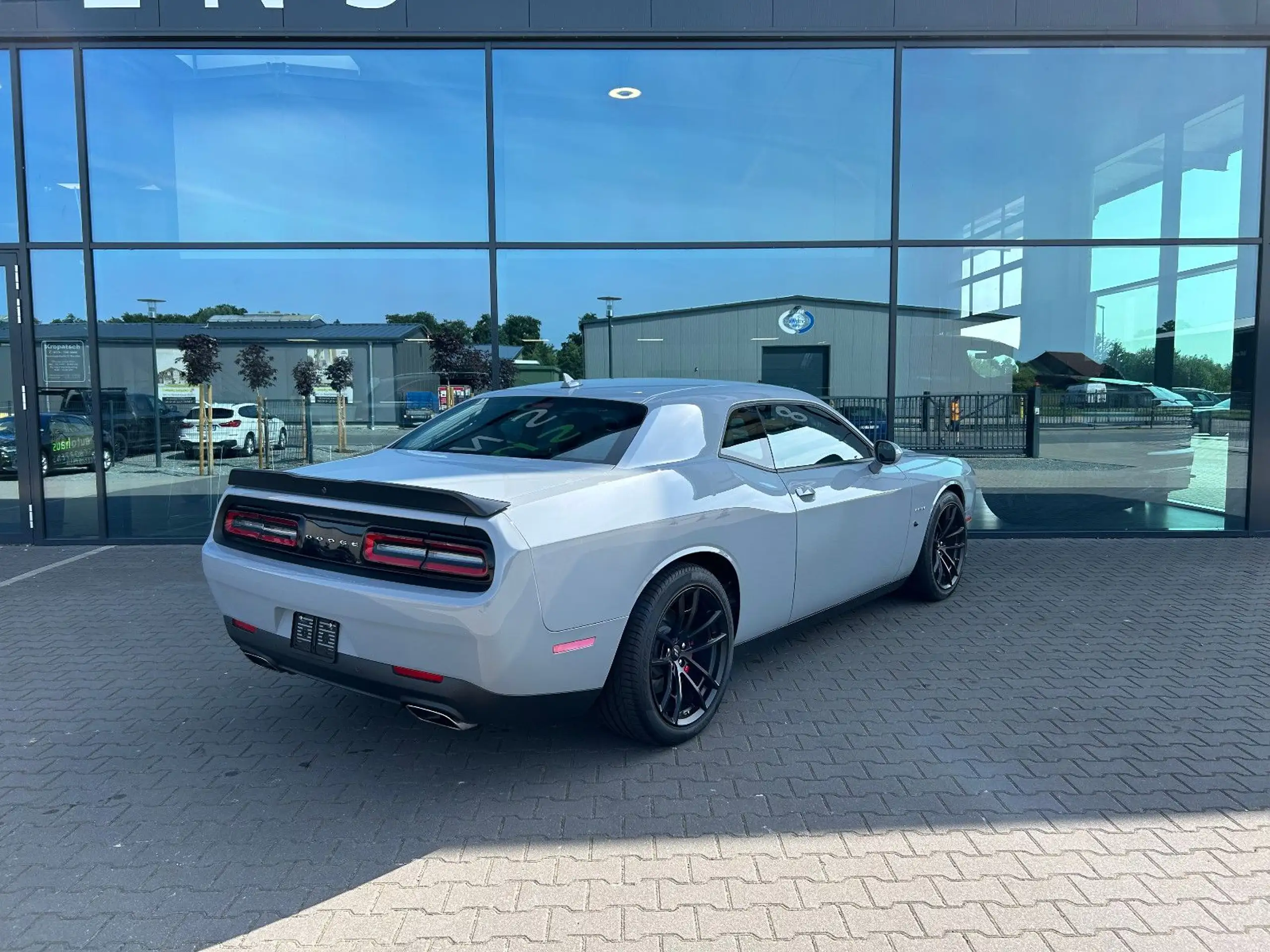 Dodge - Challenger