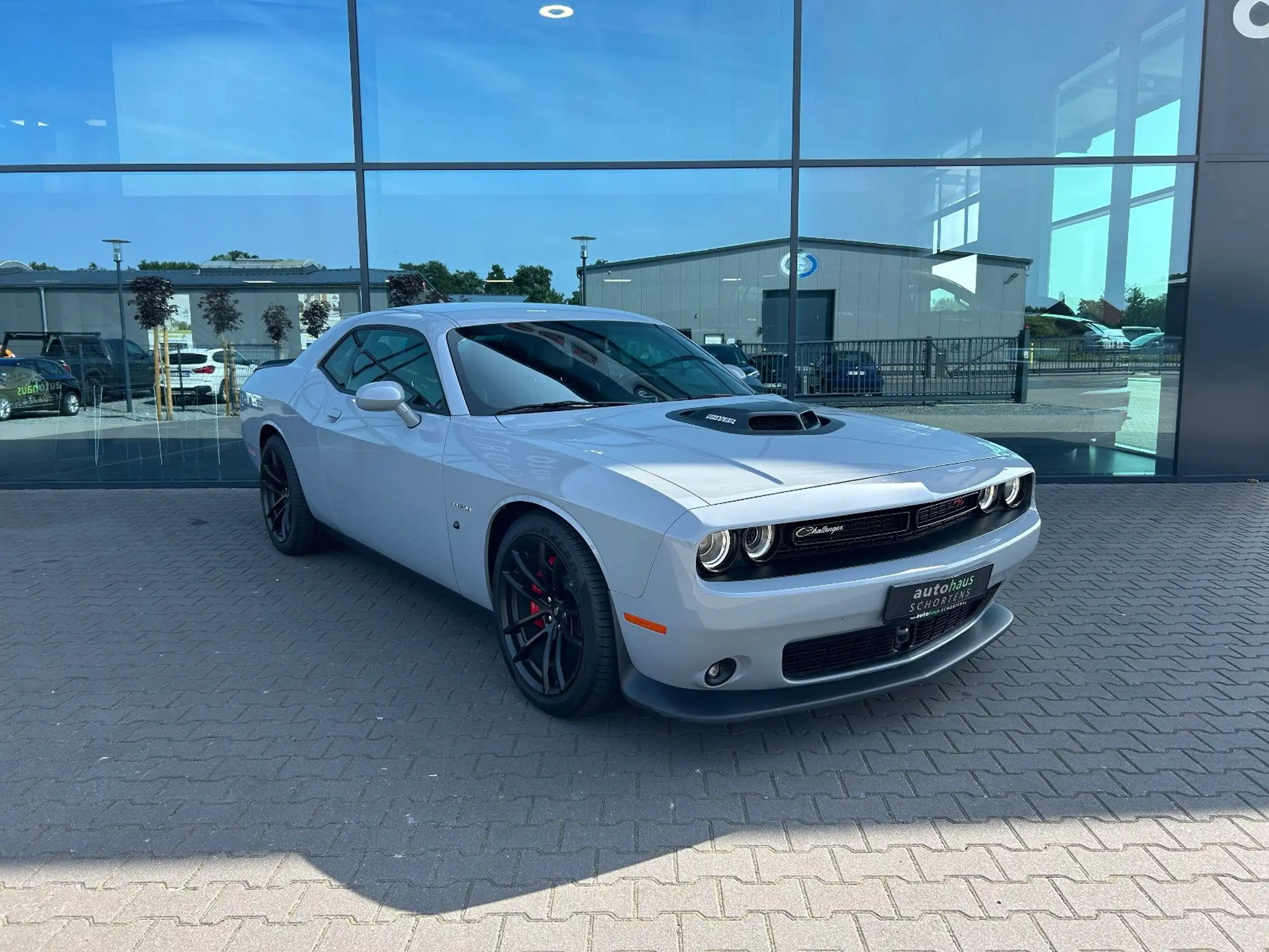 Dodge - Challenger