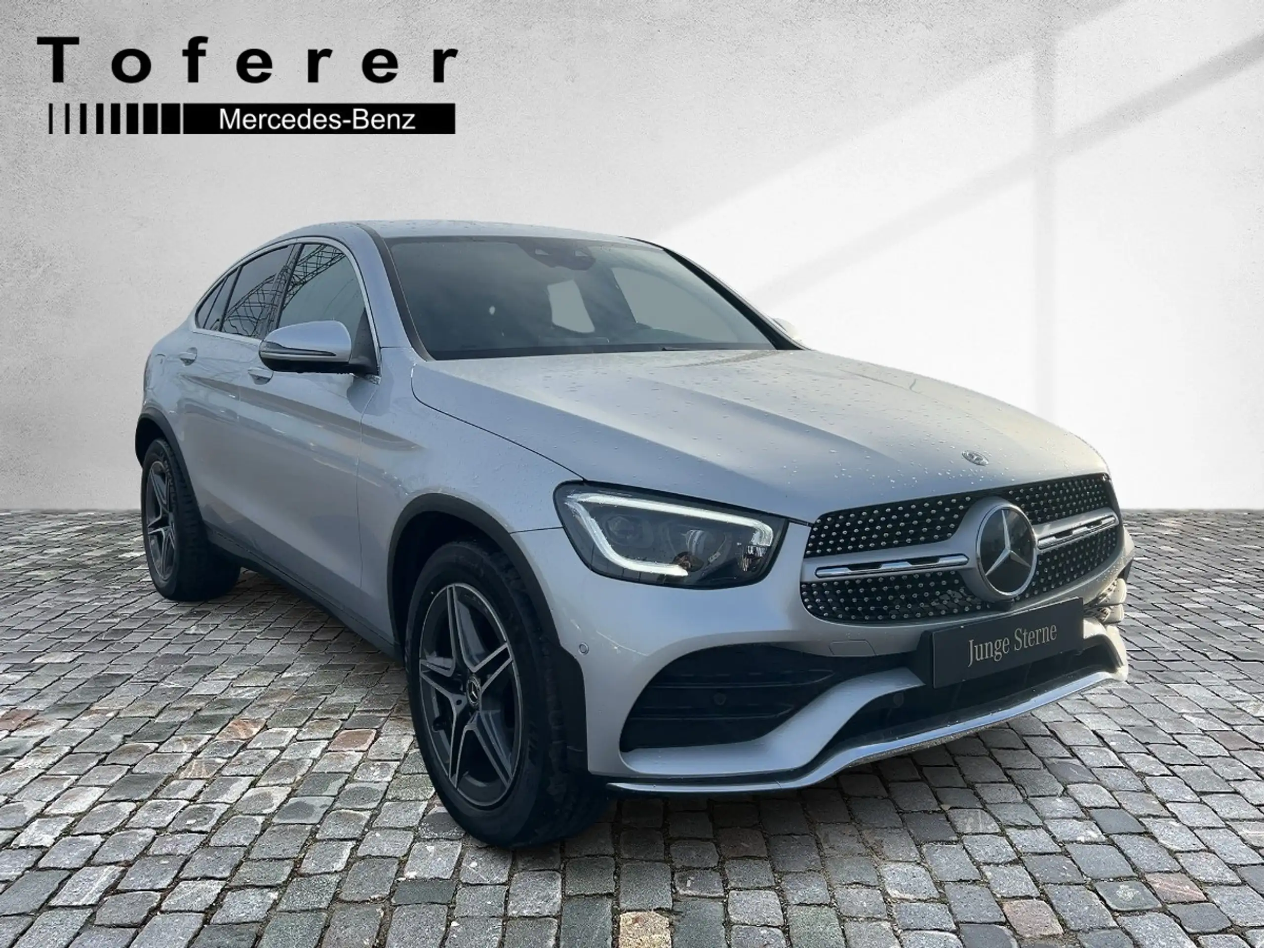 Mercedes-Benz - GLC 220