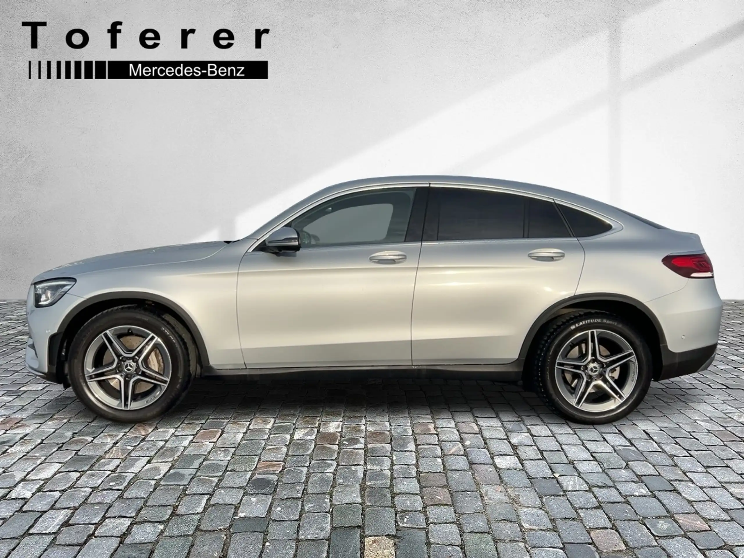 Mercedes-Benz - GLC 220