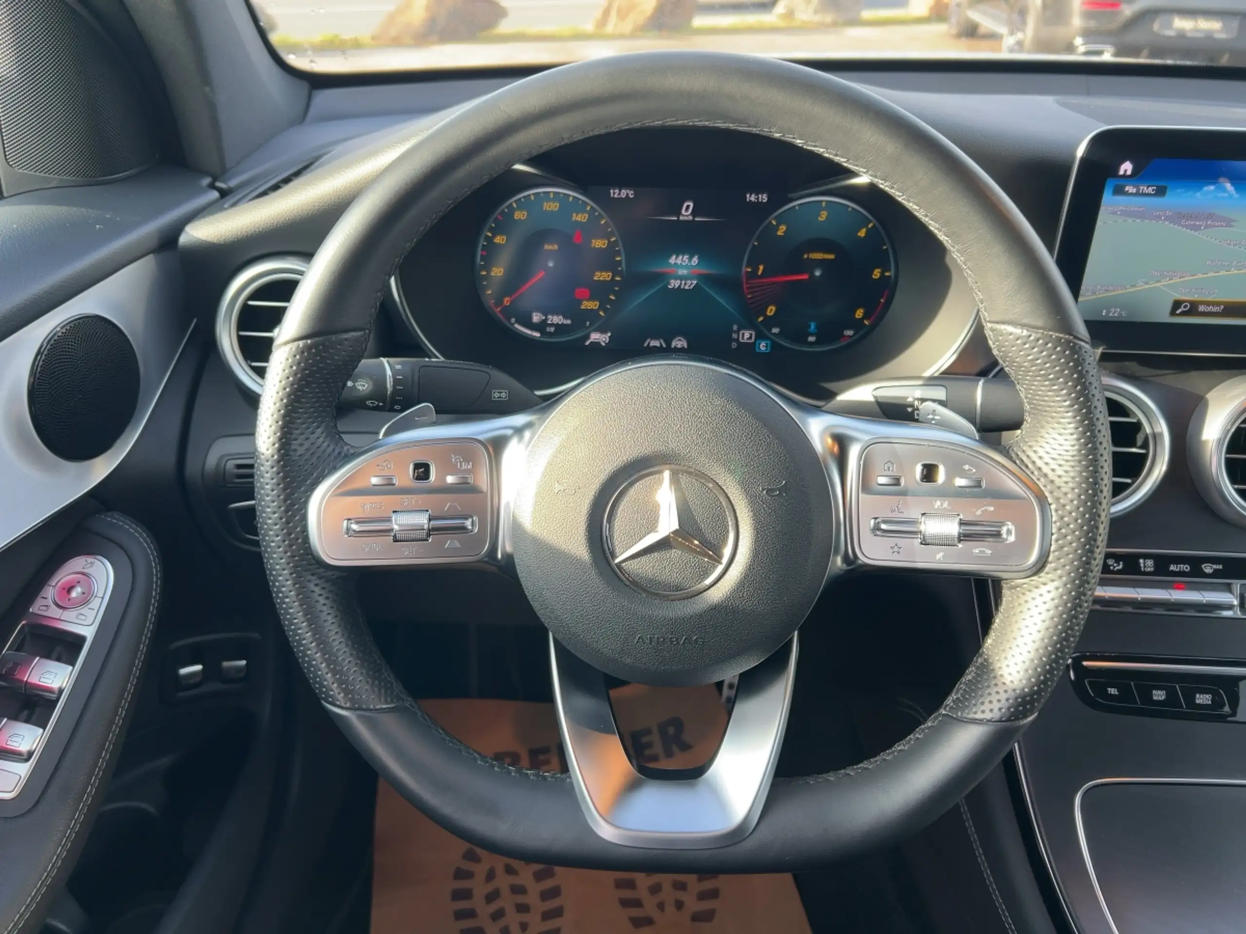 Mercedes-Benz - GLC 220