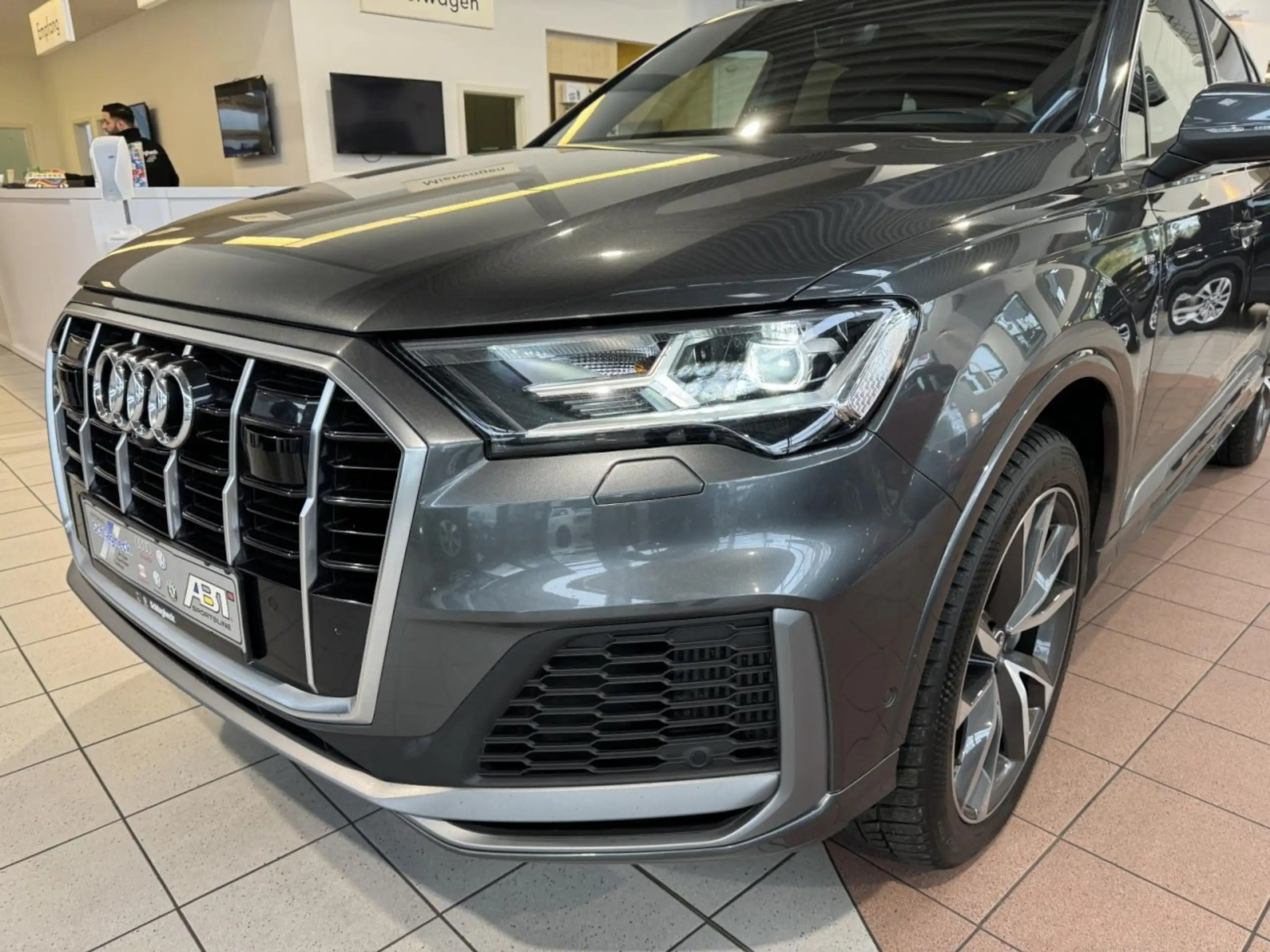 Audi - Q7