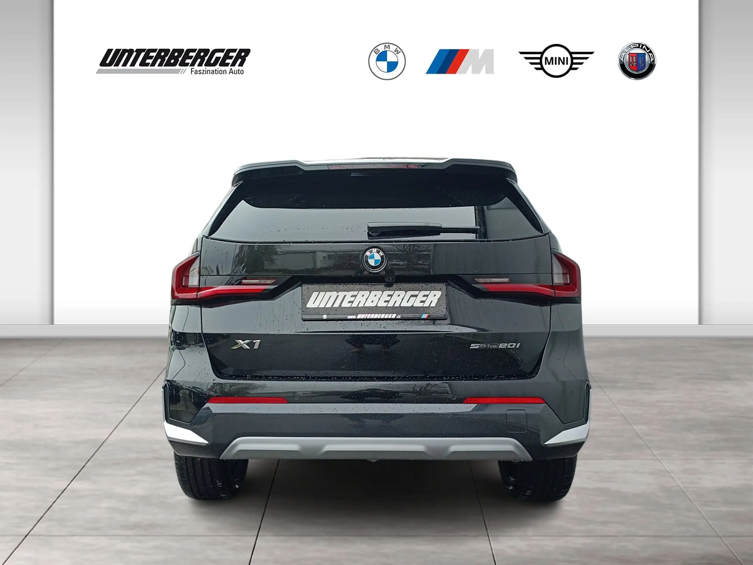 BMW - X1