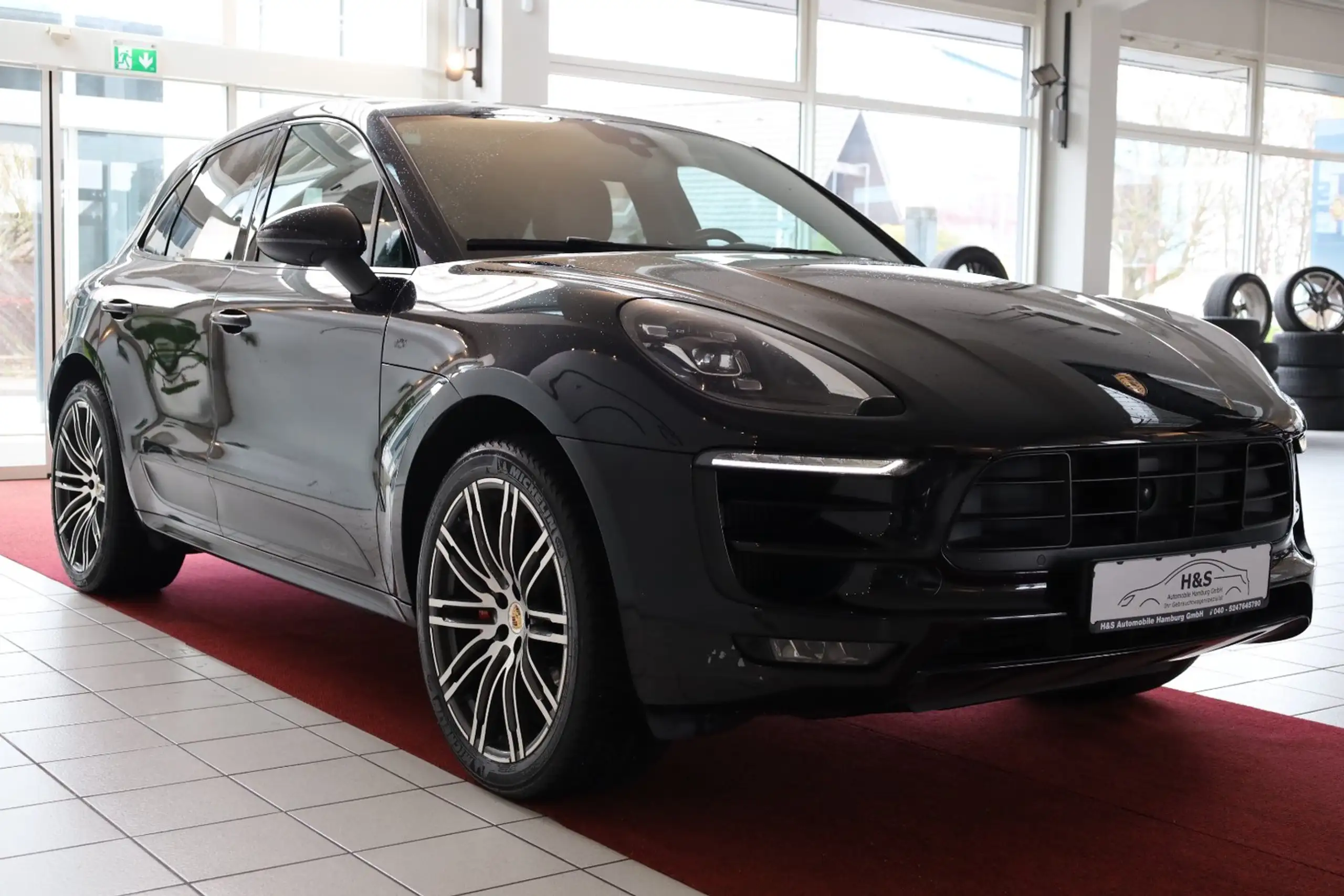 Porsche - Macan