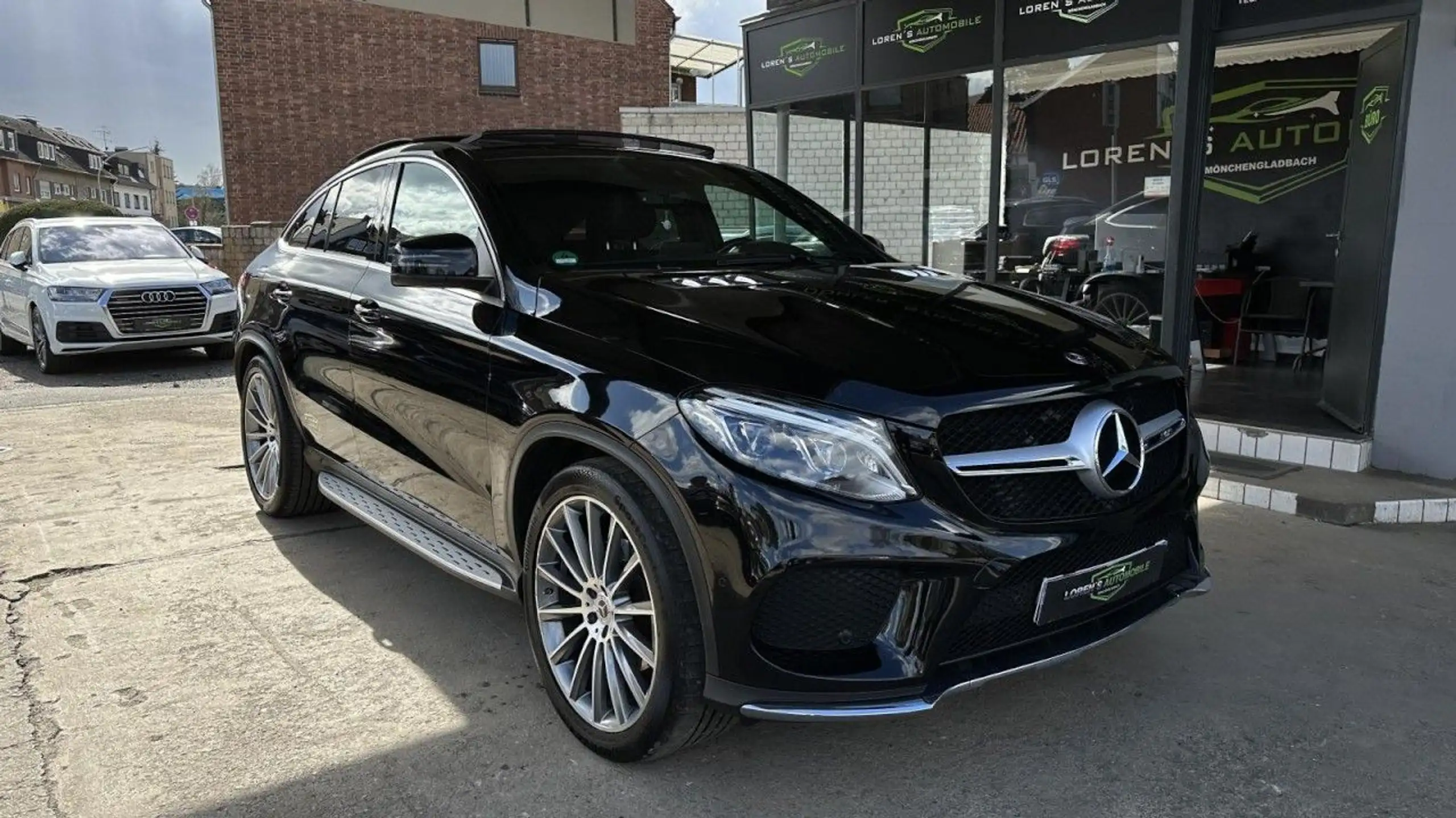 Mercedes-Benz - GLE 350